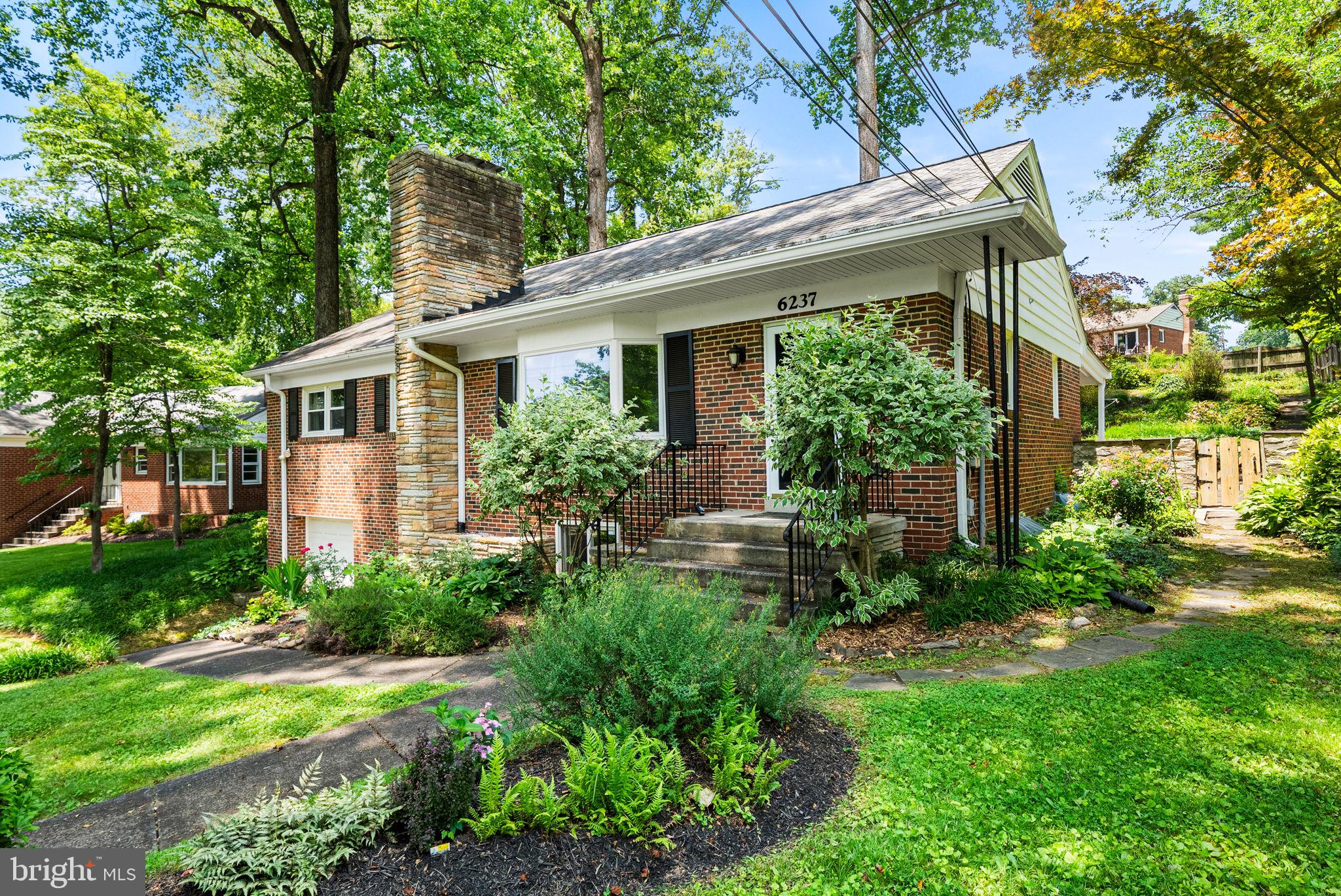 RAVENWOOD PARK - Residential