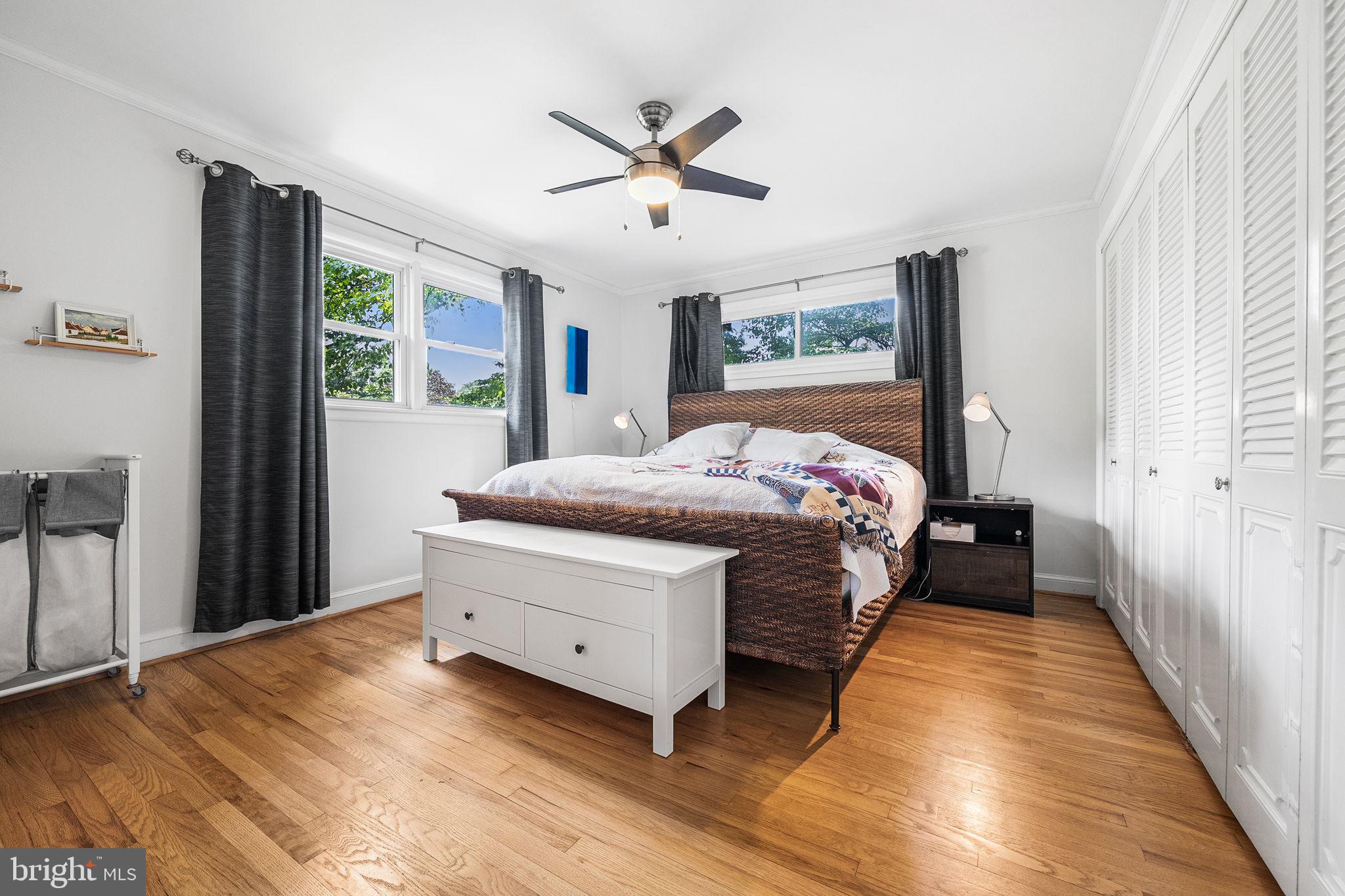 RAVENWOOD PARK - Residential