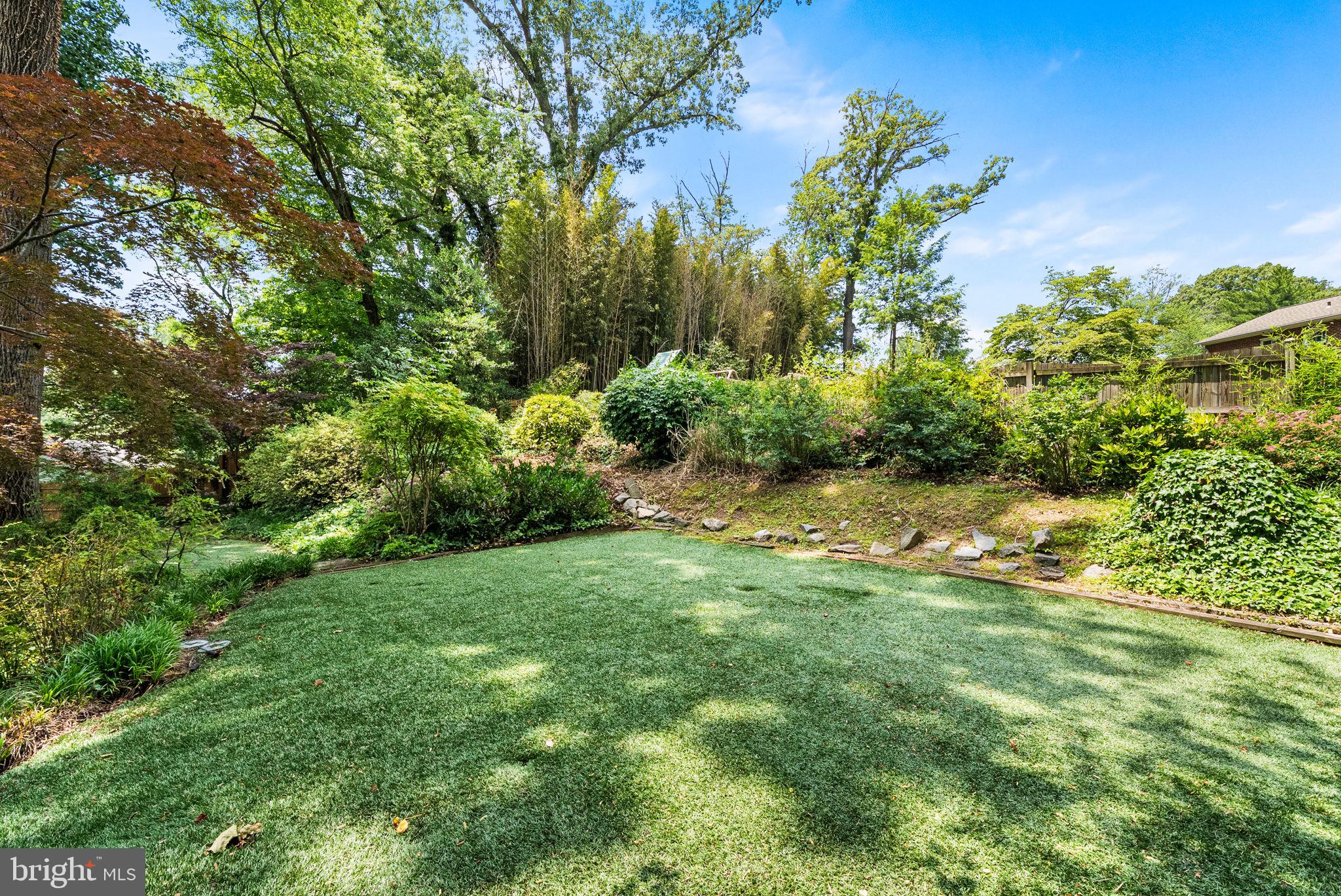 RAVENWOOD PARK - Residential