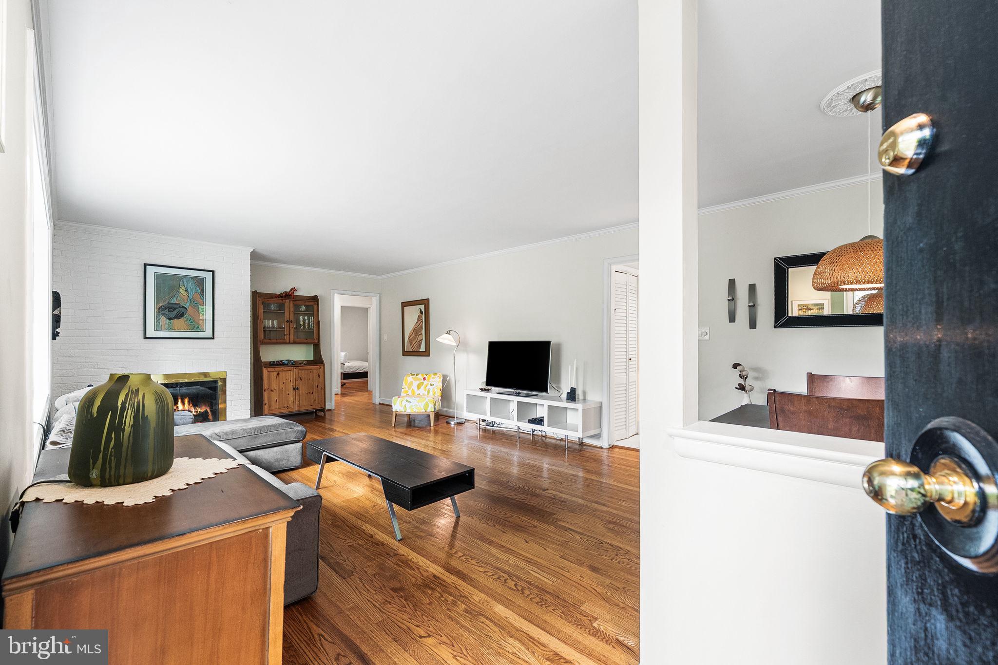 RAVENWOOD PARK - Residential