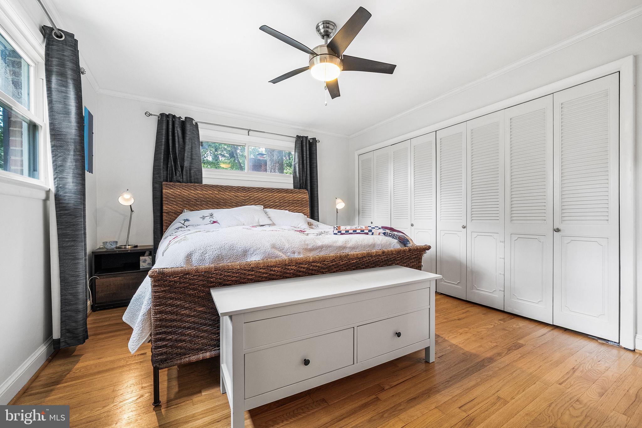 RAVENWOOD PARK - Residential