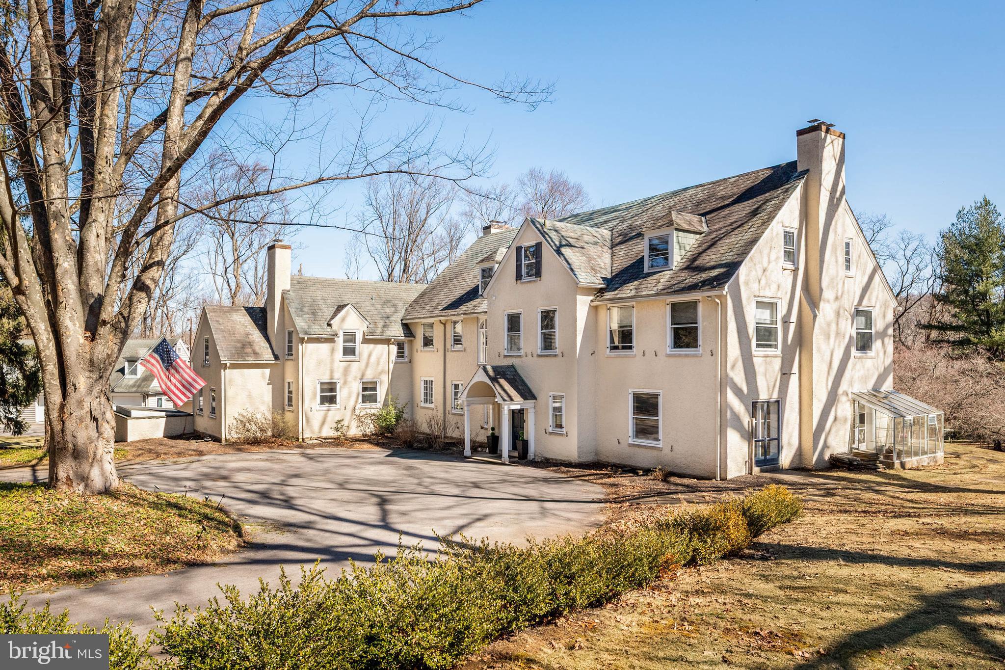 DOWNTOWN WAYNE - Residential