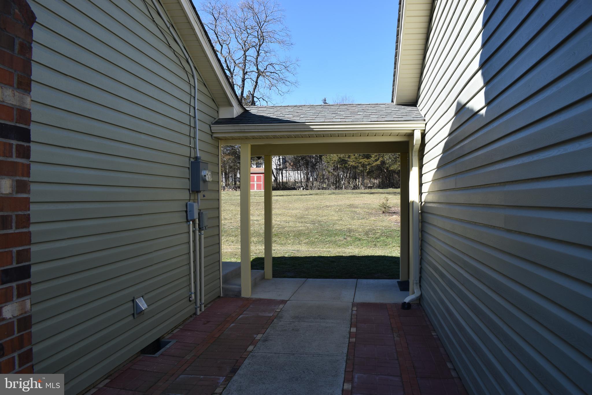 SHEN RIVER LAKES - Residential