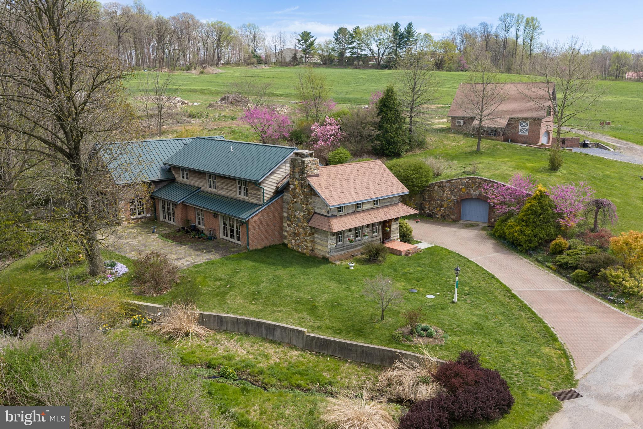 CHESHIRE HUNT - Residential
