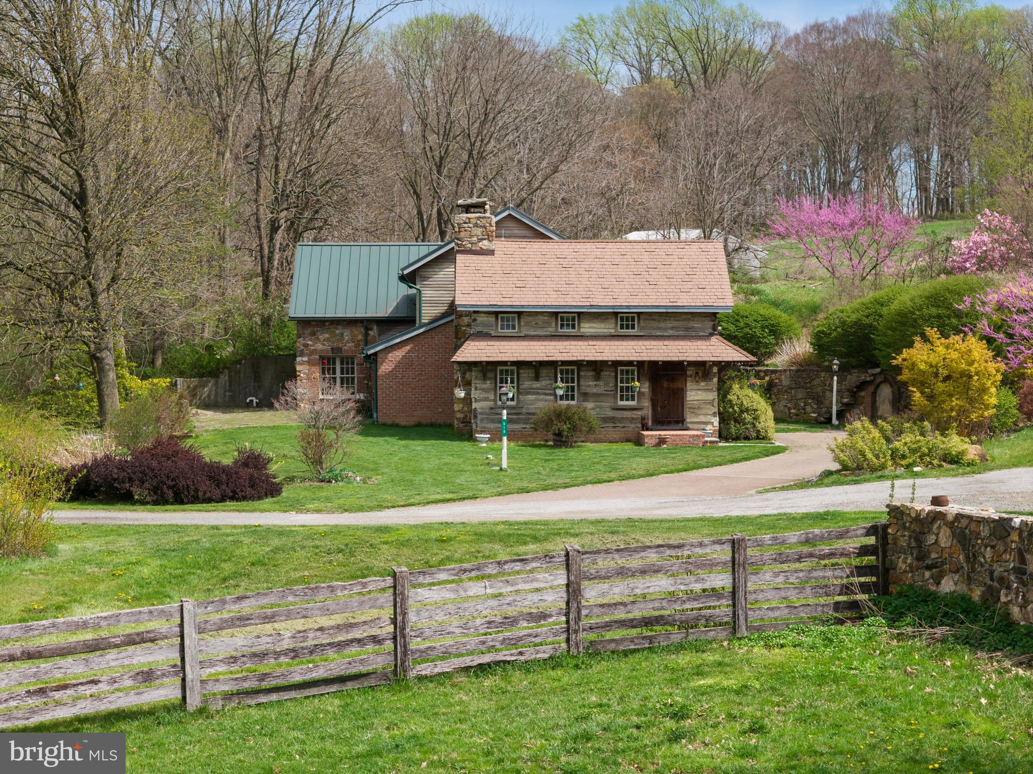 CHESHIRE HUNT - Residential