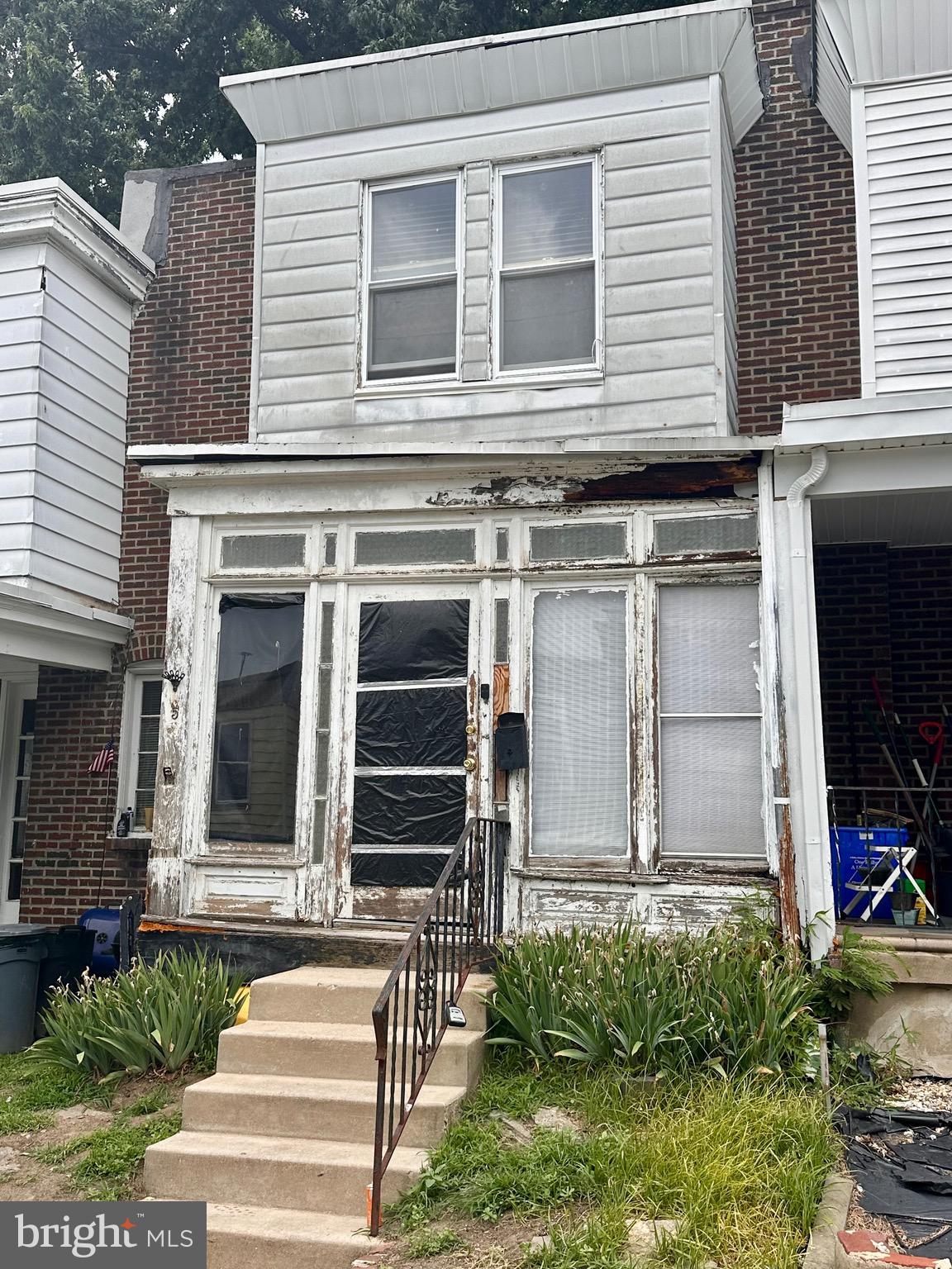 ATTENTION INVESTORS!!! The pictures tell most of the story. It's a full Reno. Property is sold "AS IS" with all contents and treasures. Seller will not make any repairs. OFFER Deadline is 5:00 PM on Monday 7/6. Offers will be replied to no later then 5:00 PM on Tuesday 7/7.  The sale requires court approval.  Please allow up to 45 days for settlement.