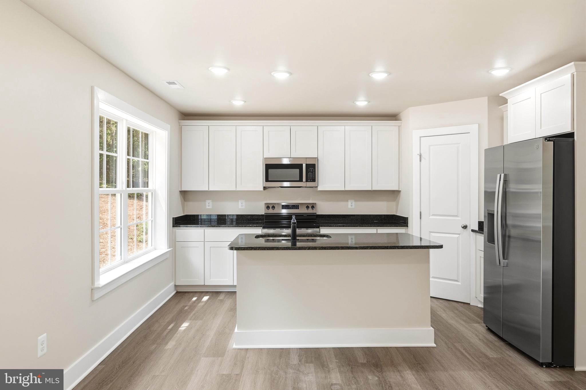 NINE EAST ESTATES - Residential