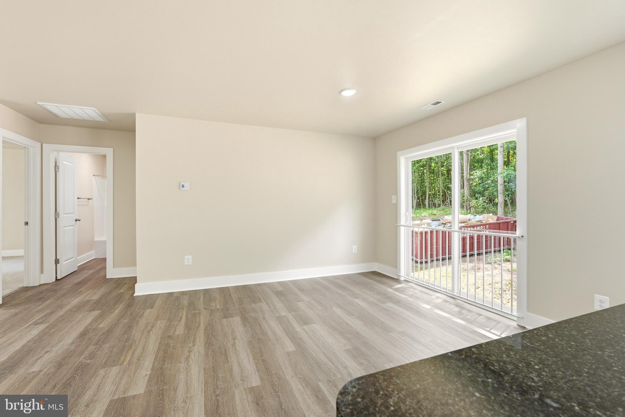 NINE EAST ESTATES - Residential