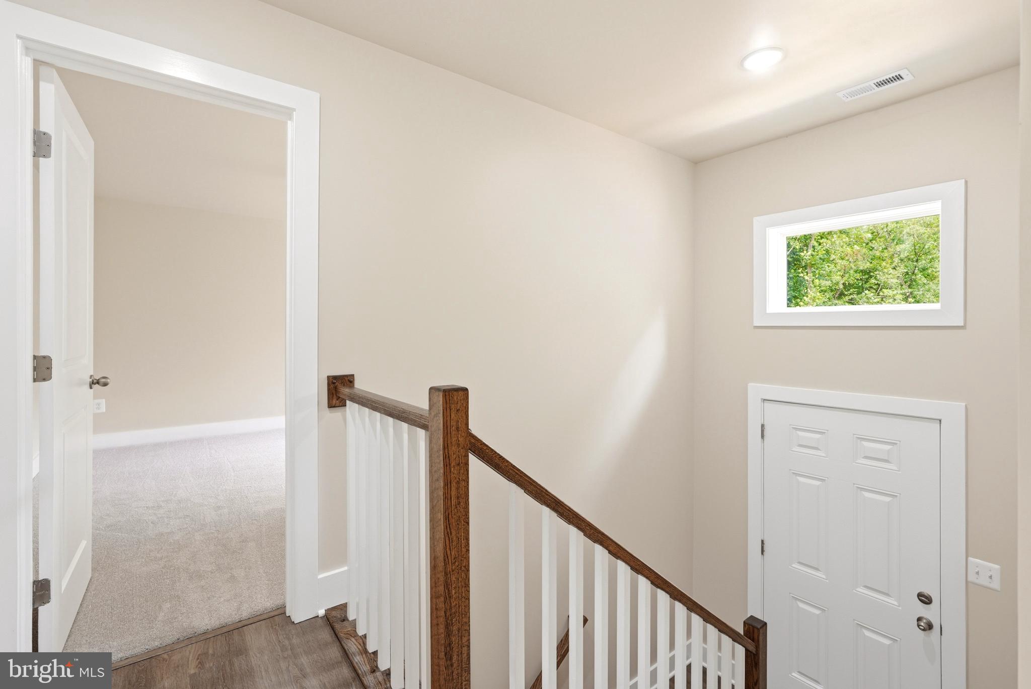 NINE EAST ESTATES - Residential