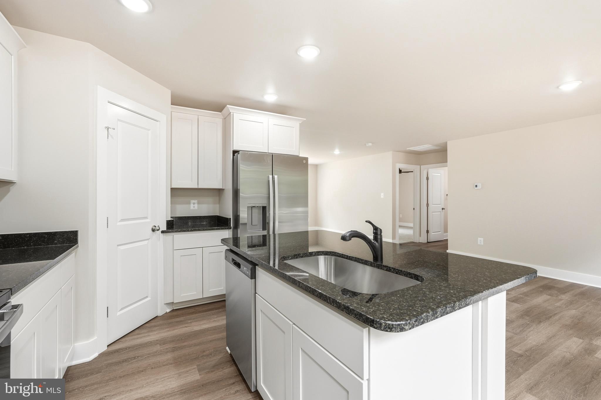 NINE EAST ESTATES - Residential