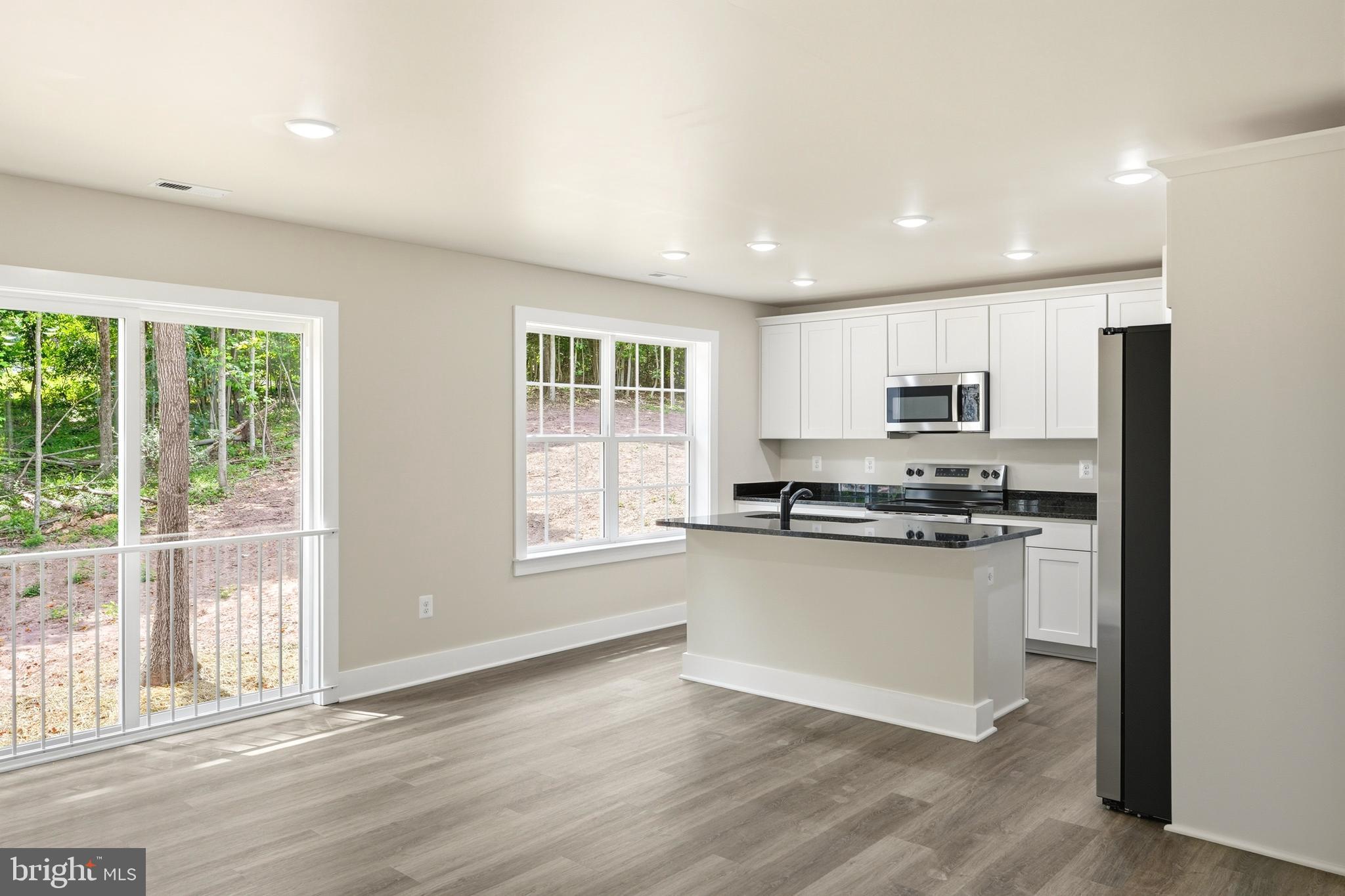 NINE EAST ESTATES - Residential