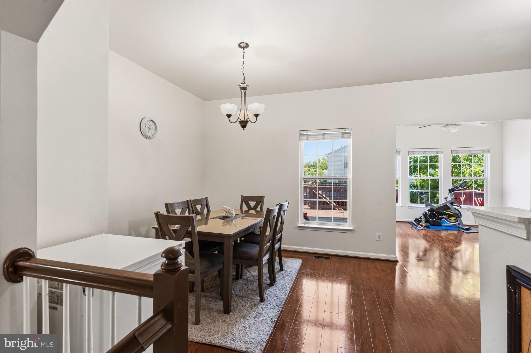 SOMERSET - Residential