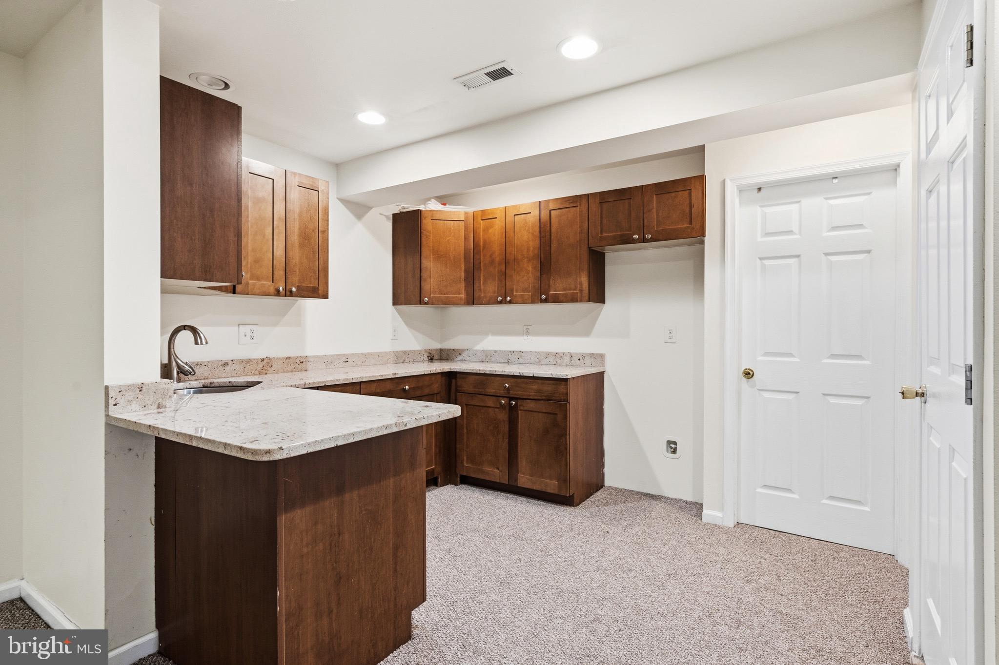 SOMERSET - Residential