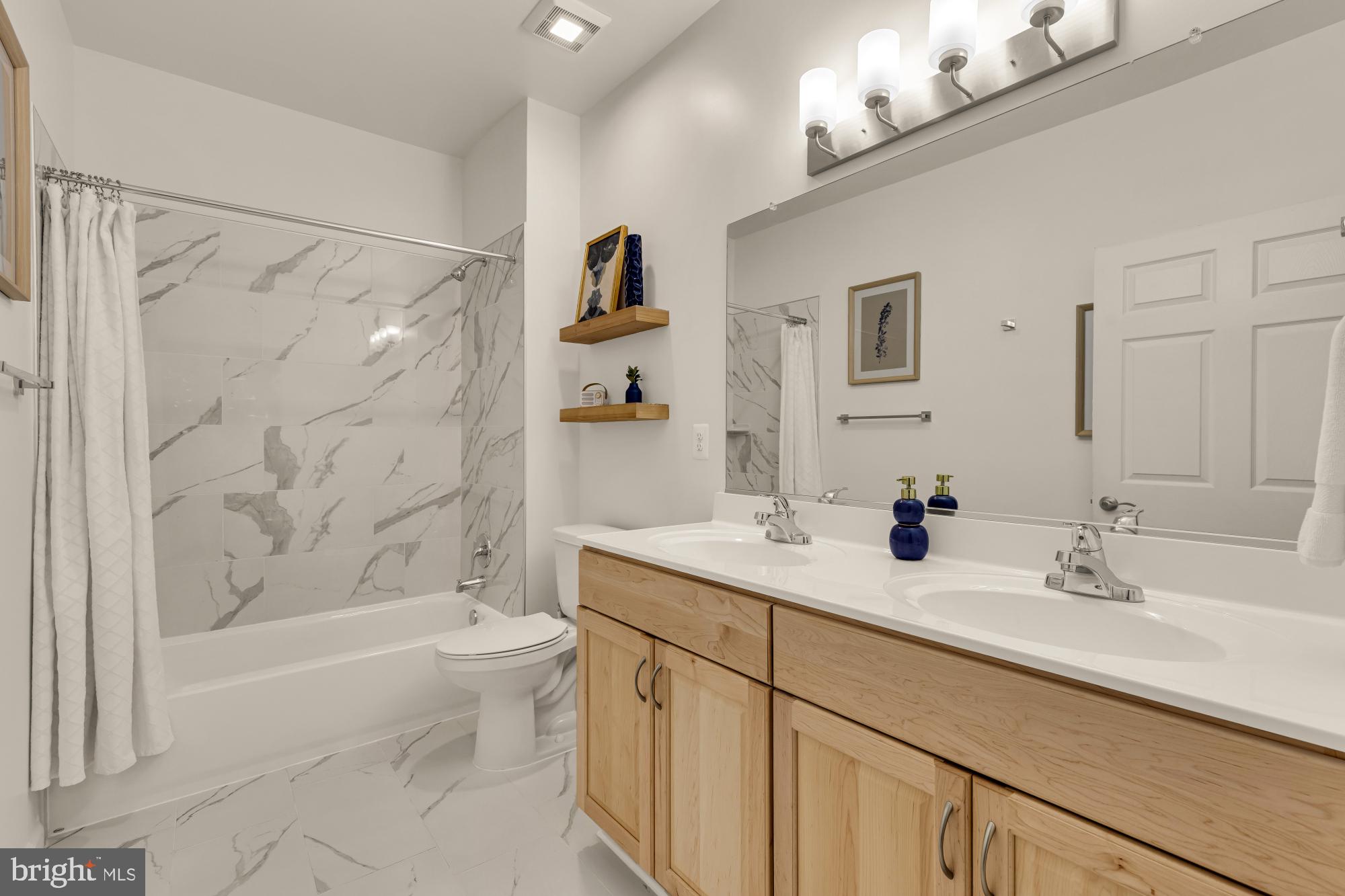 CHRISTOPHER AT CEDAR LAKES - Residential