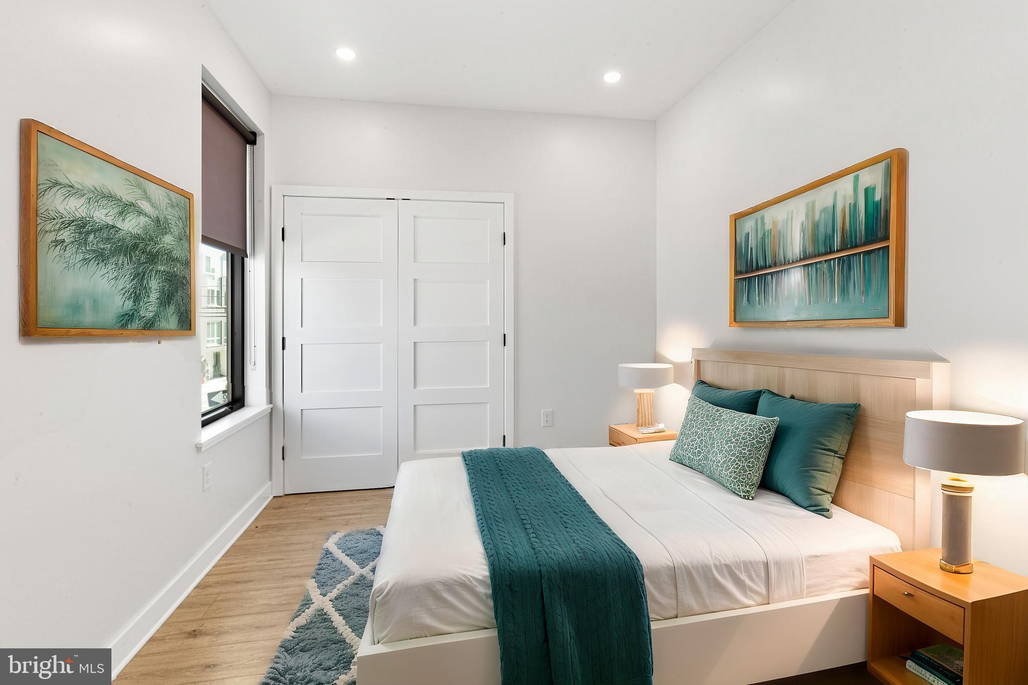 OLDE KENSINGTON - Residential Lease