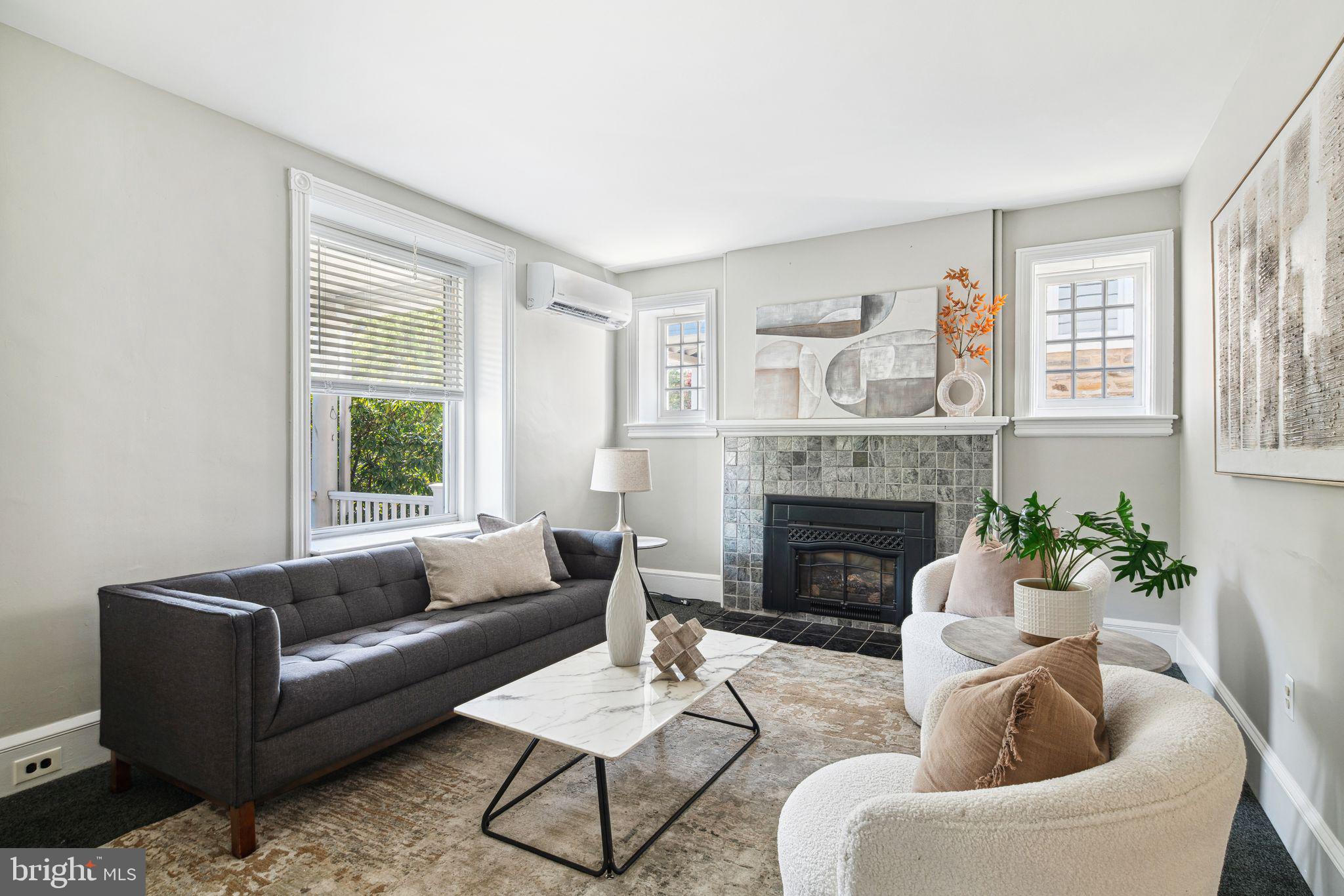 JENKINTOWN - Residential