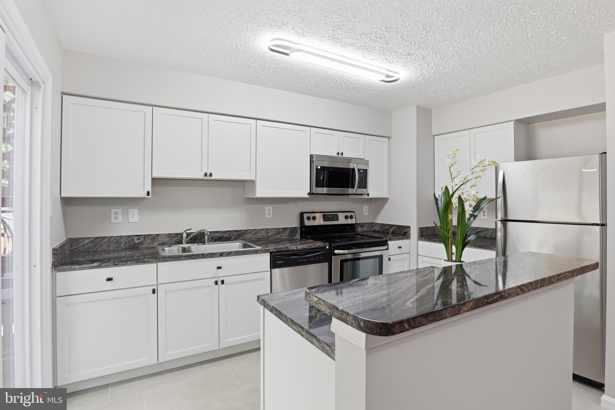 WINDSOR GREEN - Residential