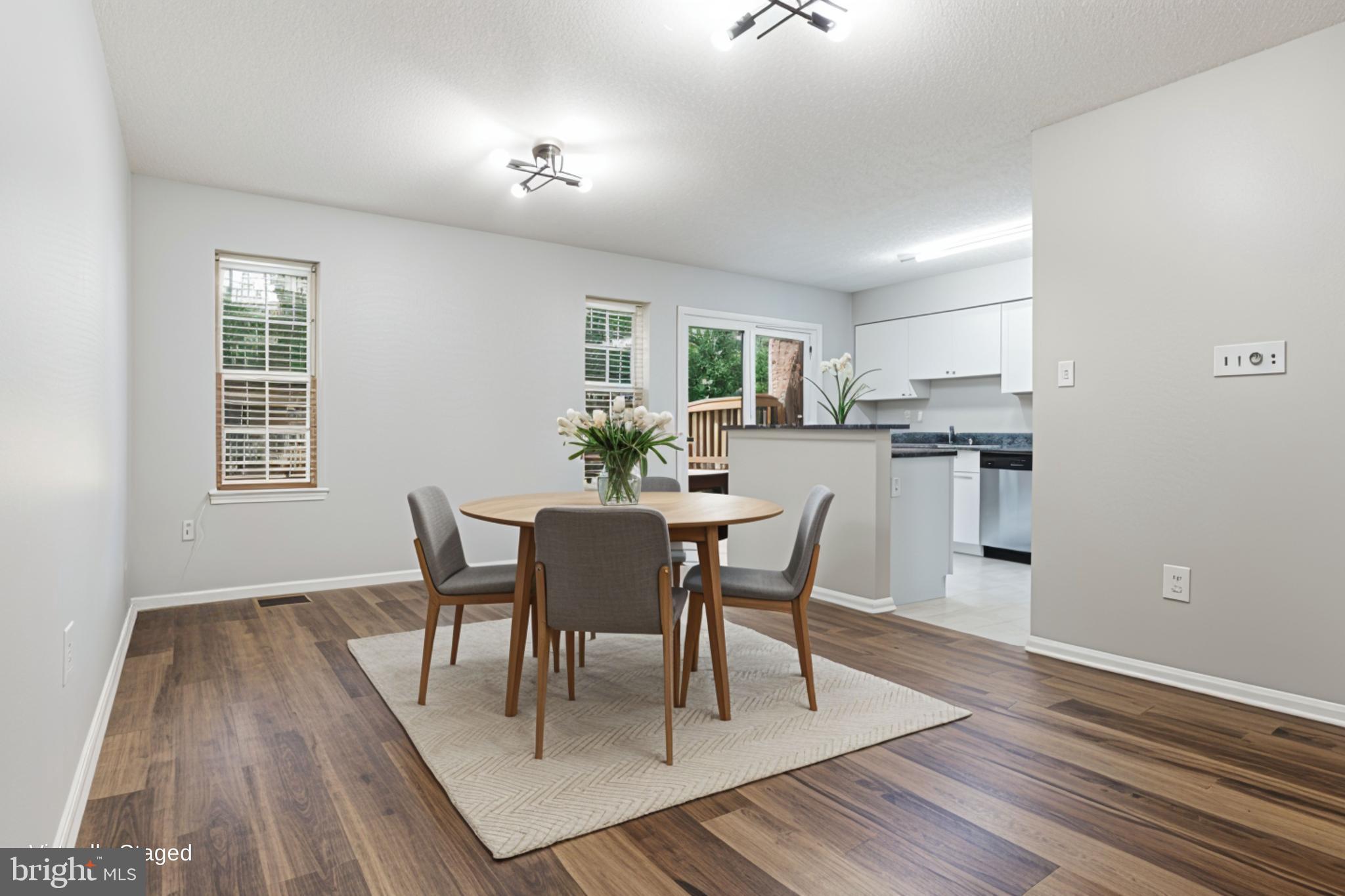 WINDSOR GREEN - Residential