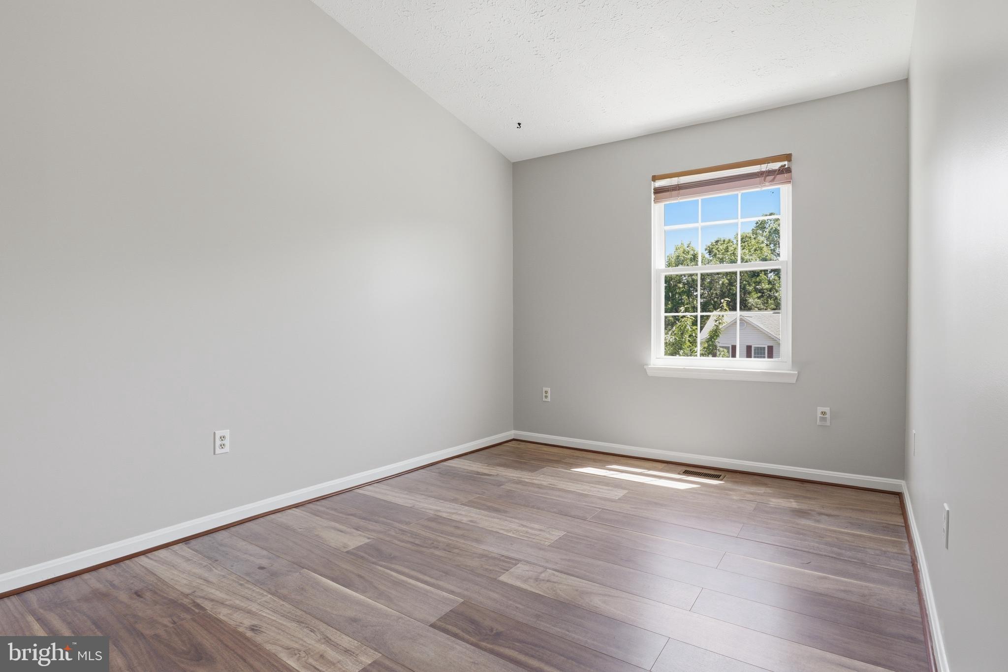 WINDSOR GREEN - Residential