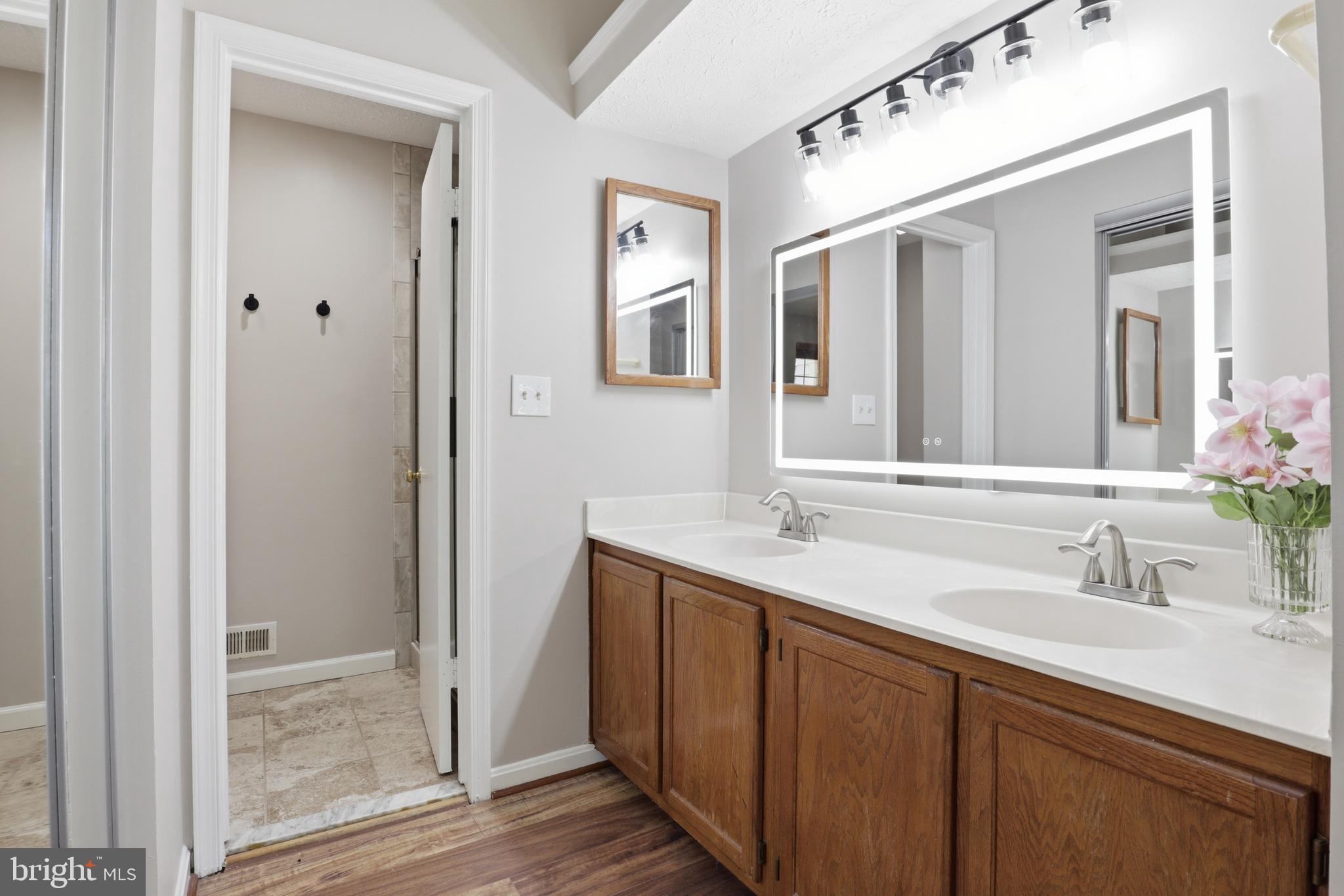 WINDSOR GREEN - Residential