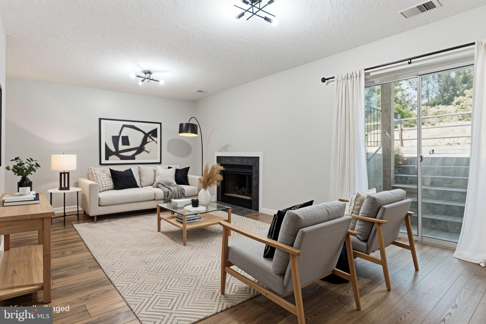 WINDSOR GREEN - Residential