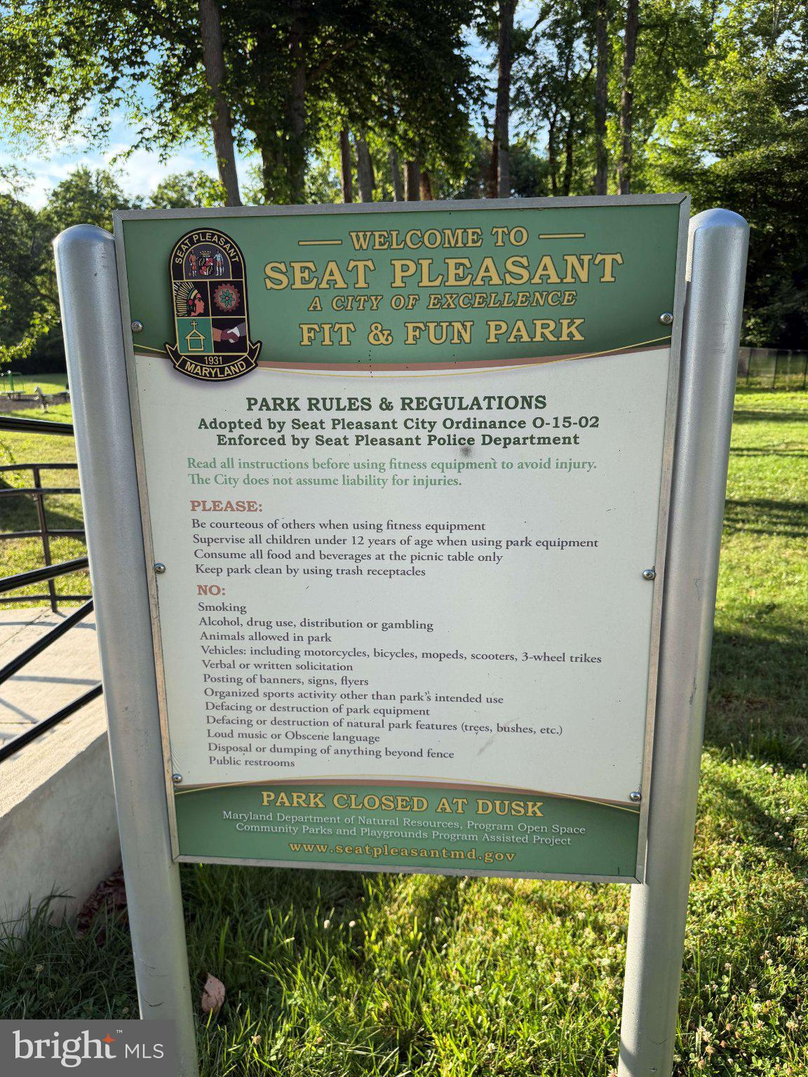 HOLLY PARK - Residential