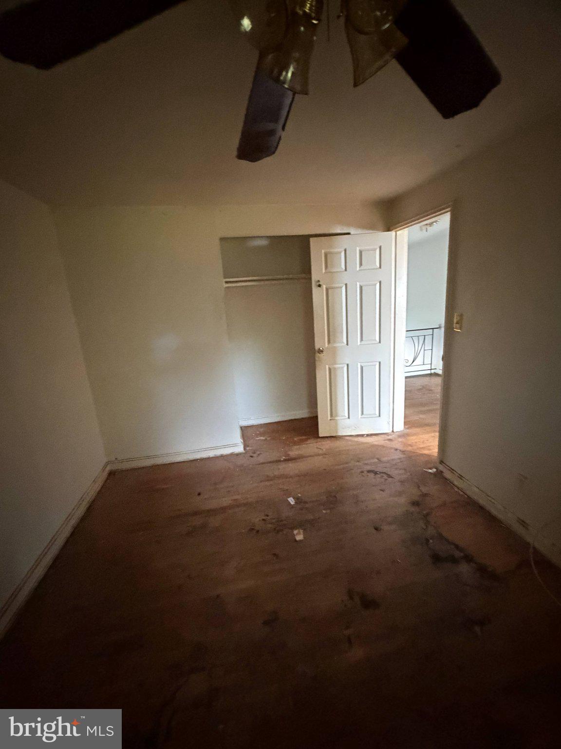 HOLLY PARK - Residential
