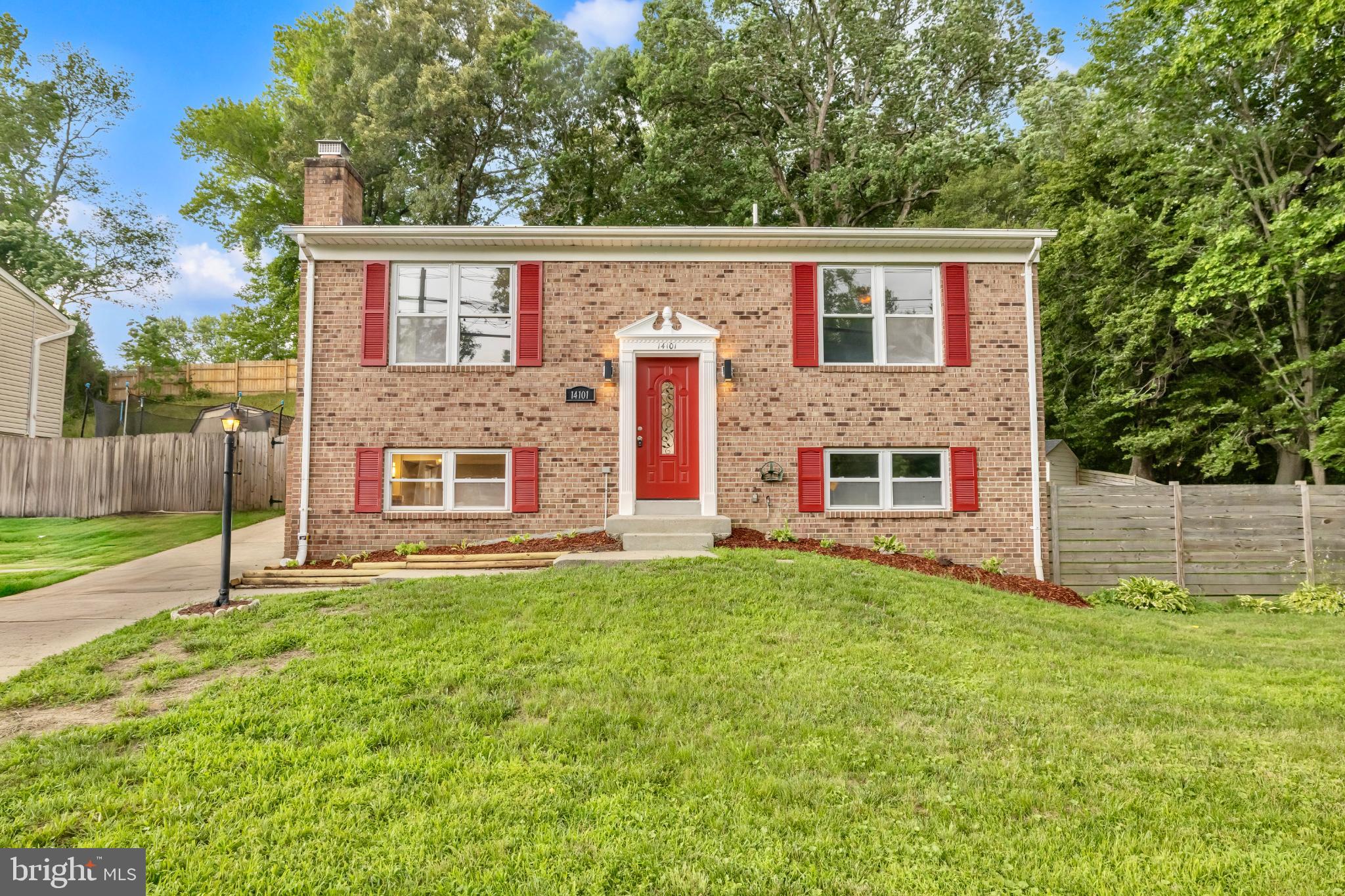 SPRING BRANCH ESTATES - Residential