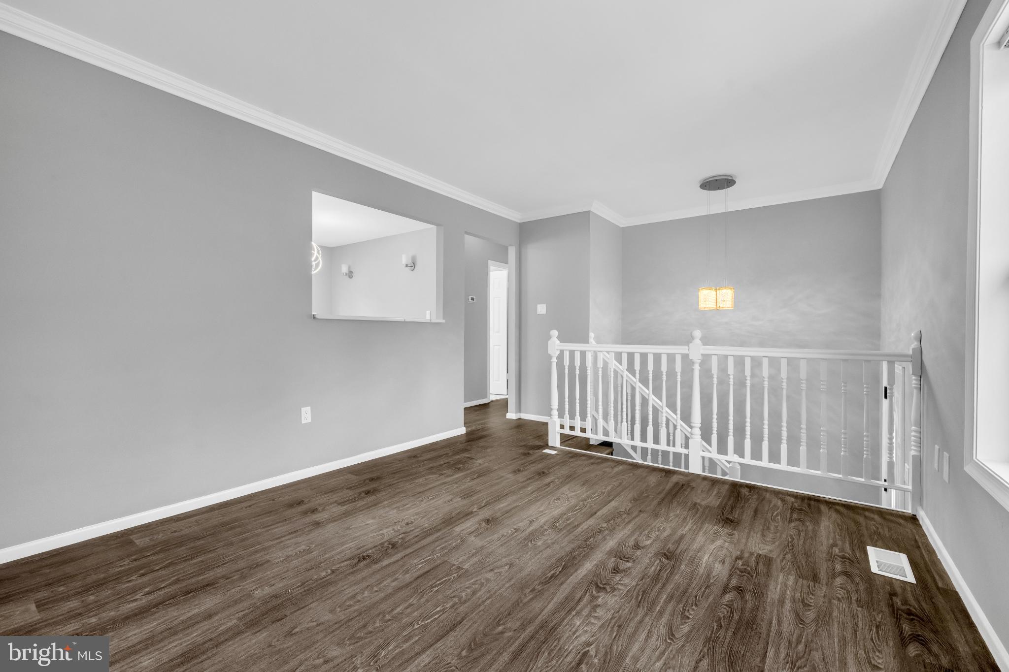 SPRING BRANCH ESTATES - Residential