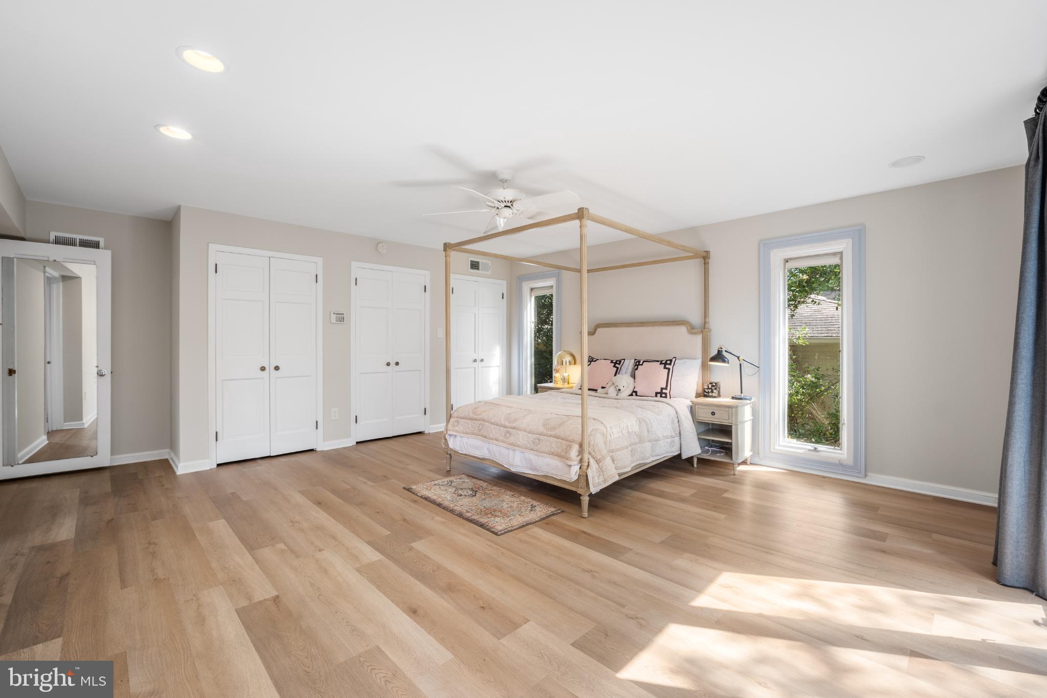 KENWOOD PARK - Residential