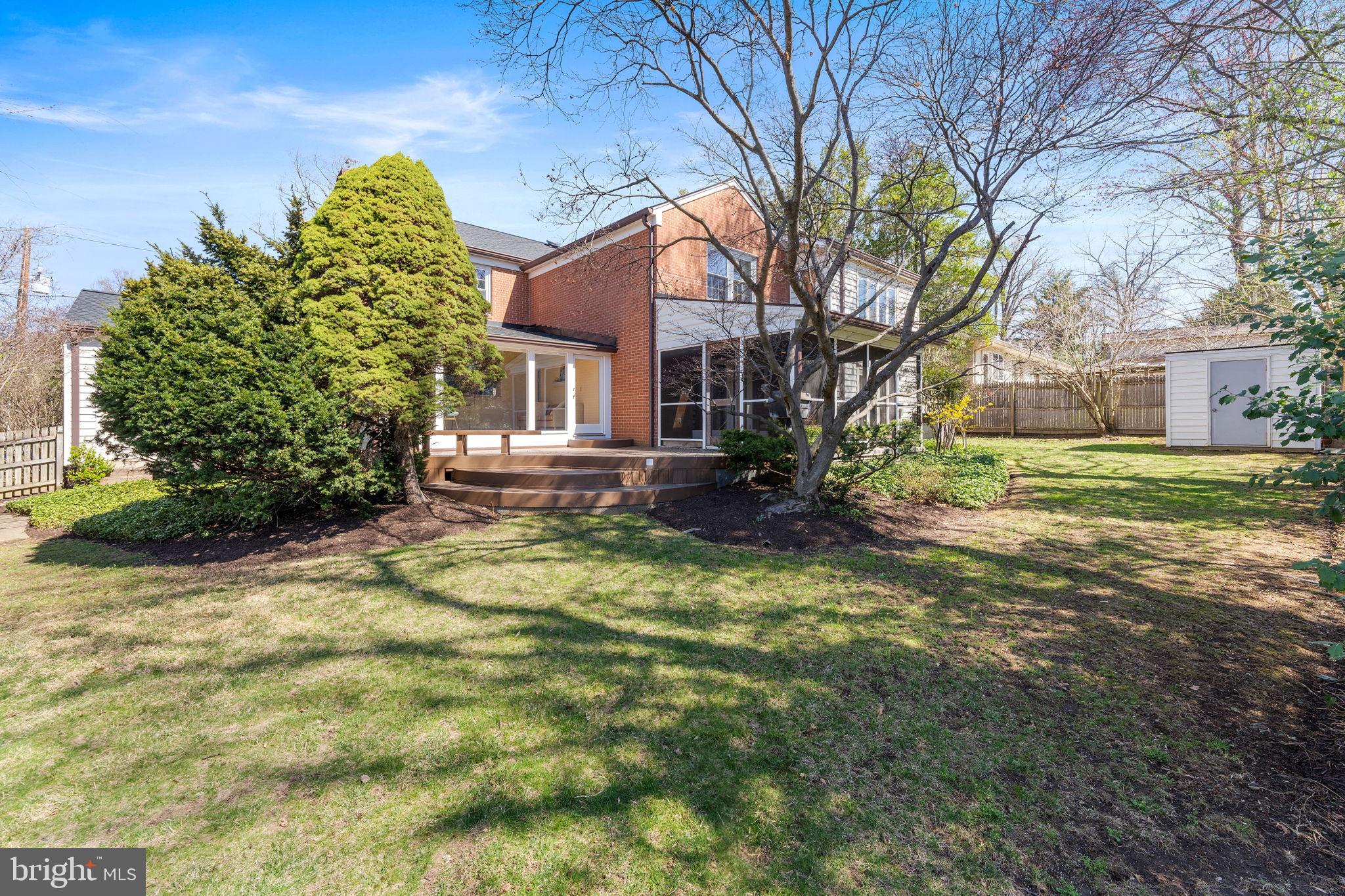 KENWOOD PARK - Residential