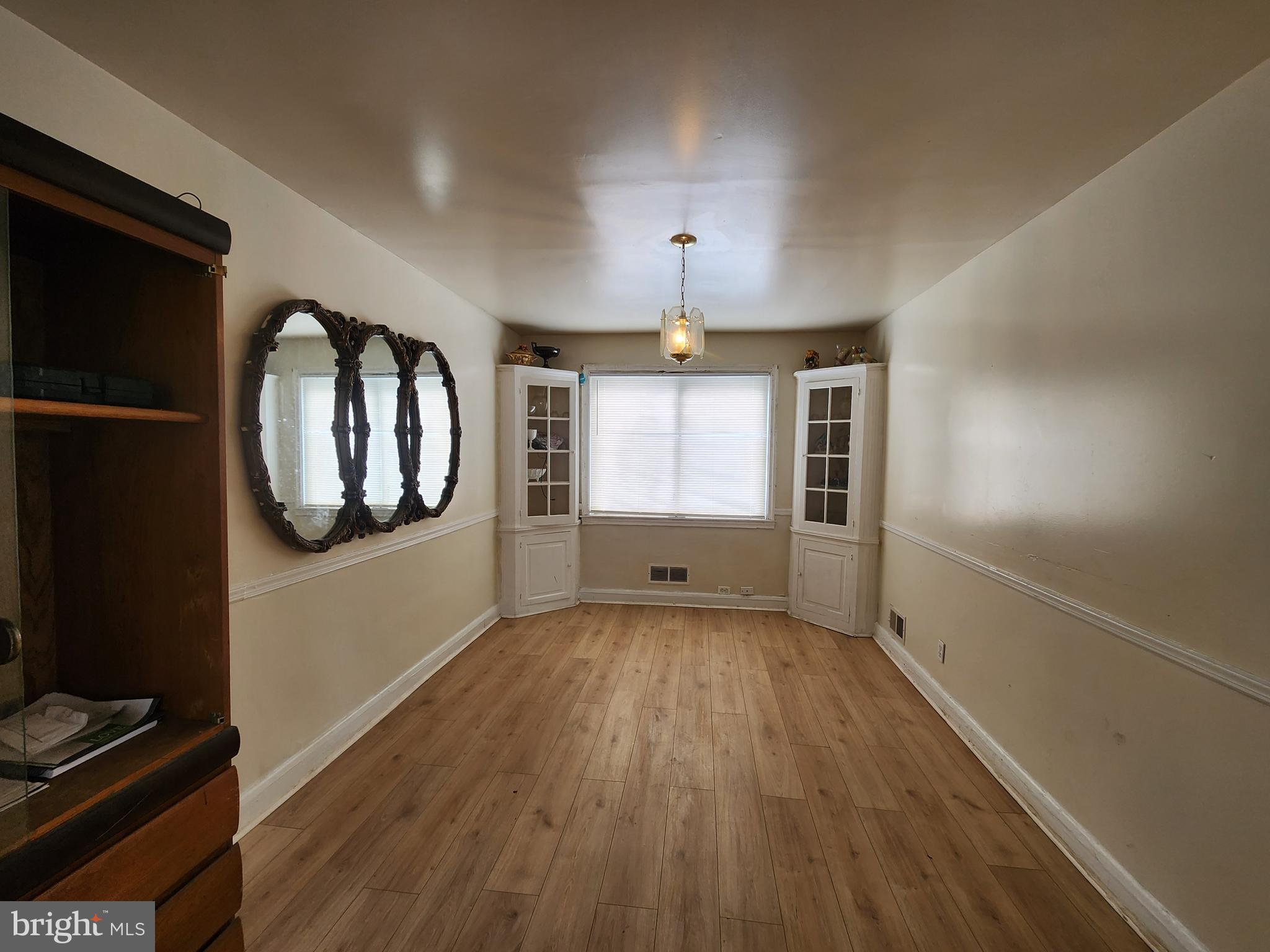 WOODMERE - Residential