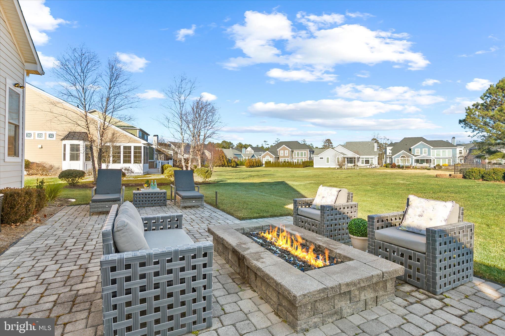 PENINSULA - Residential