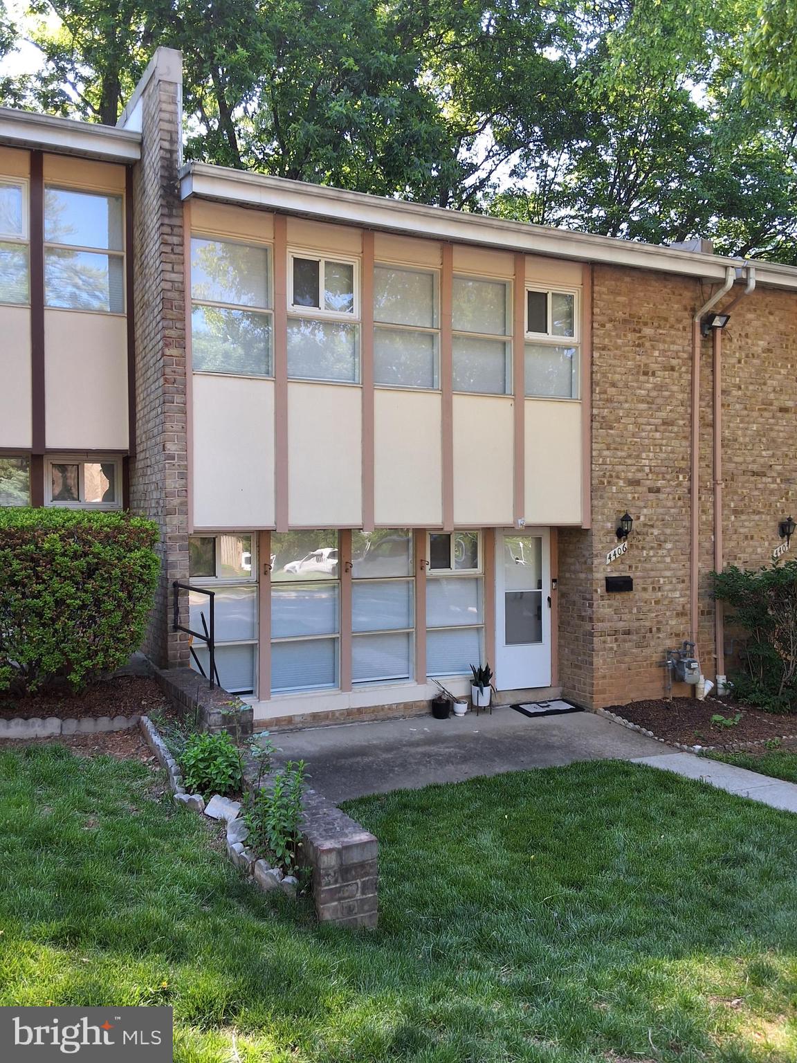 FAIRFAX HERITAGE - Residential
