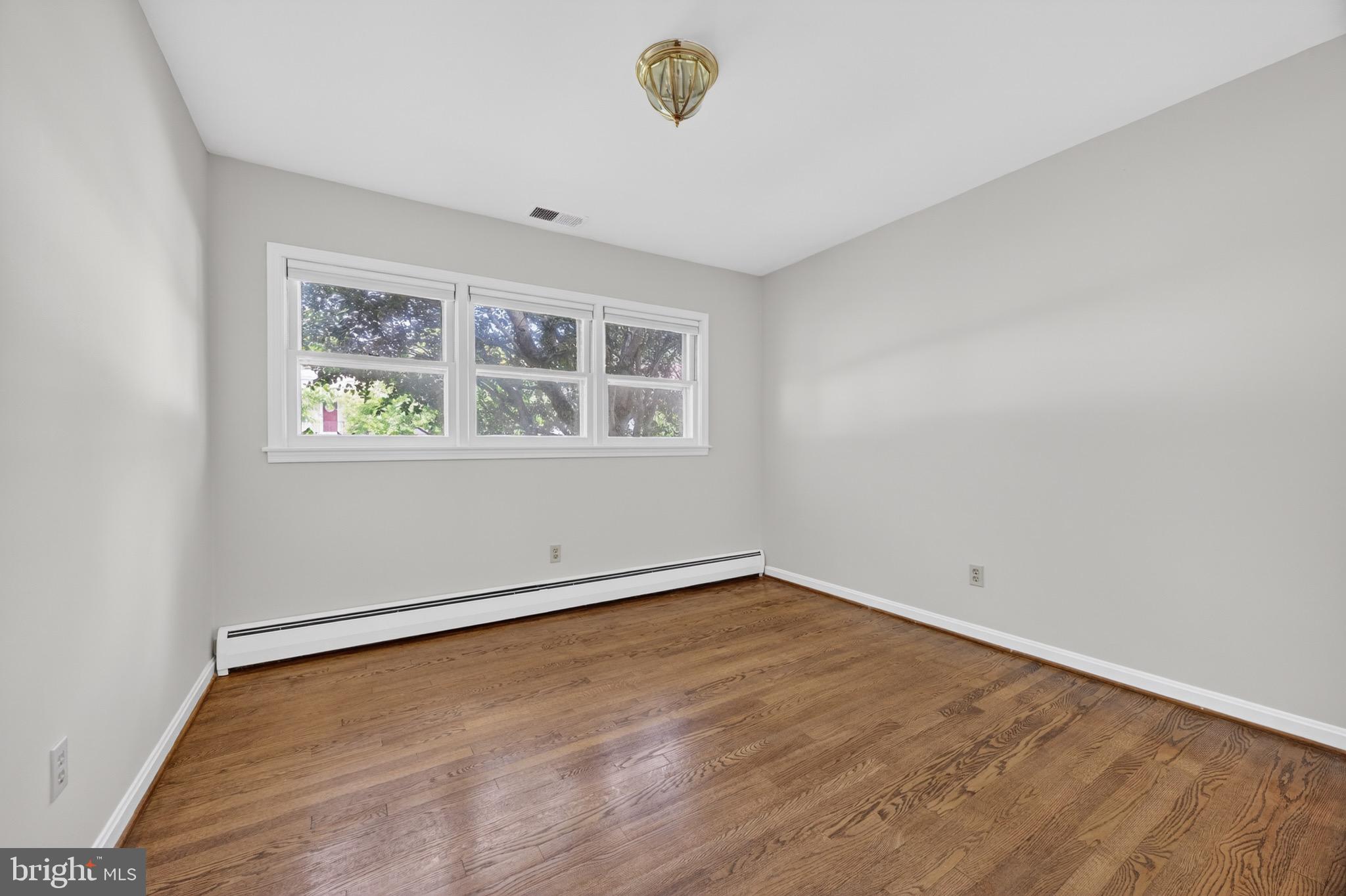 BELTSVILLE ESTATES - Residential