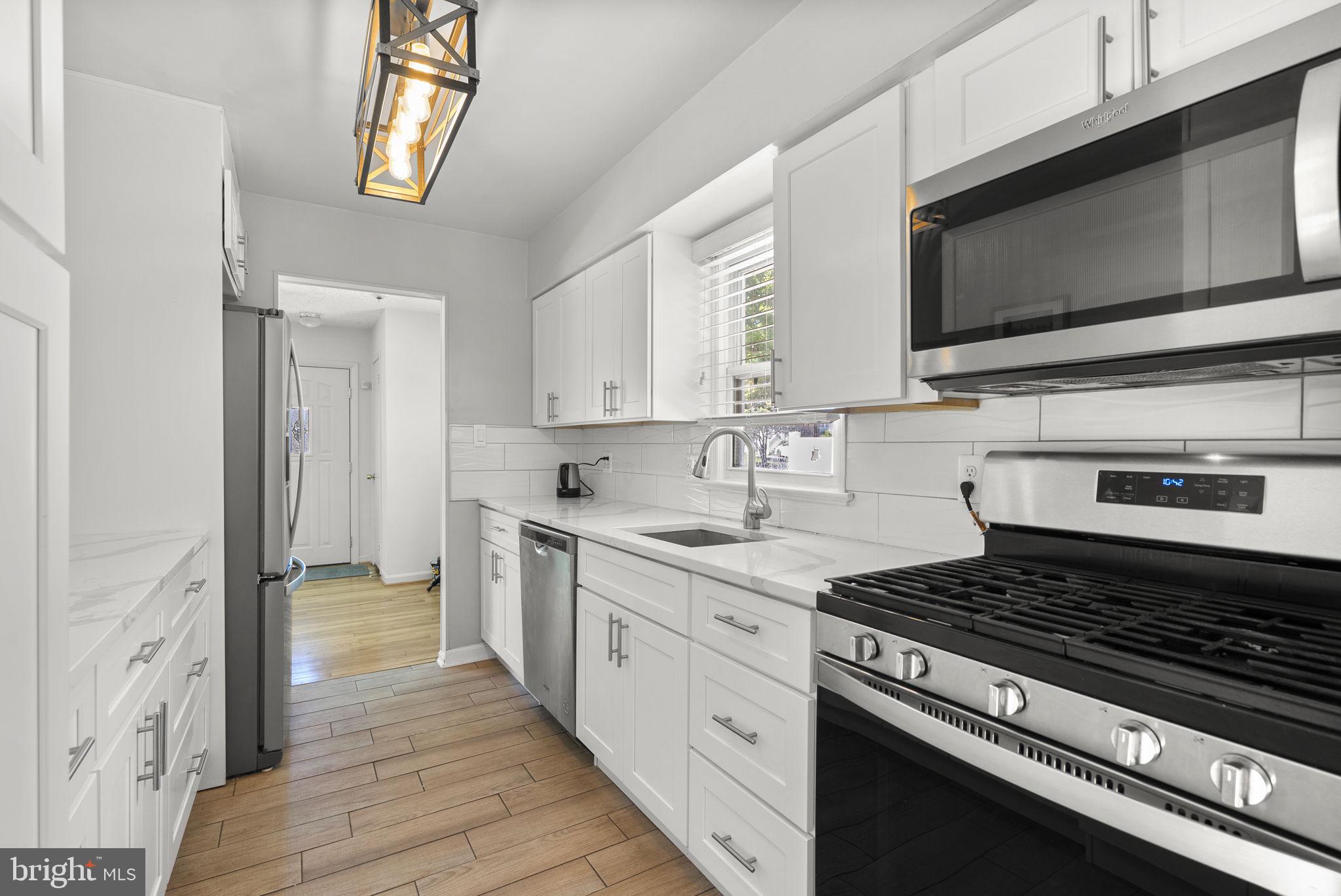 SILVER ROCK - Residential