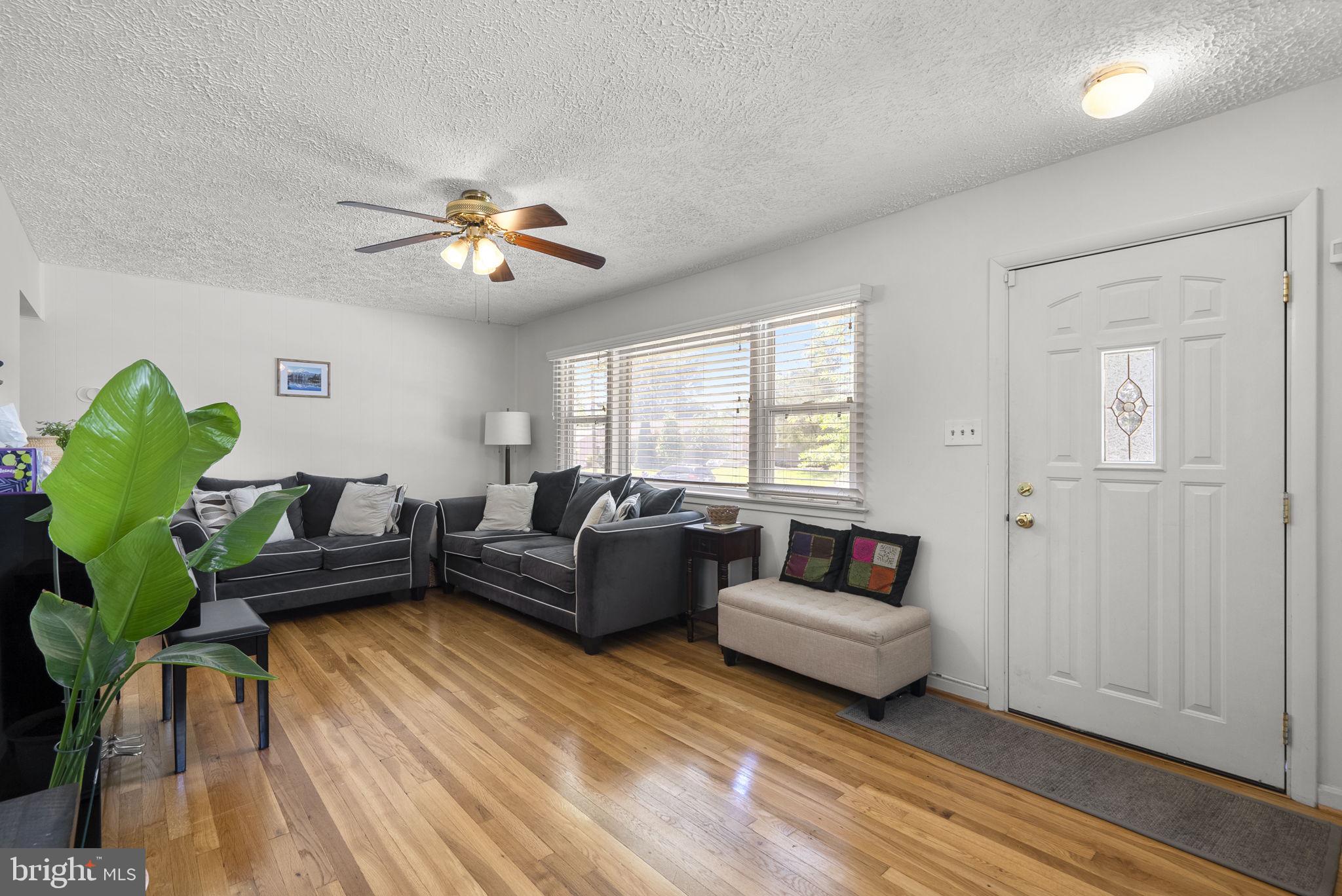 SILVER ROCK - Residential
