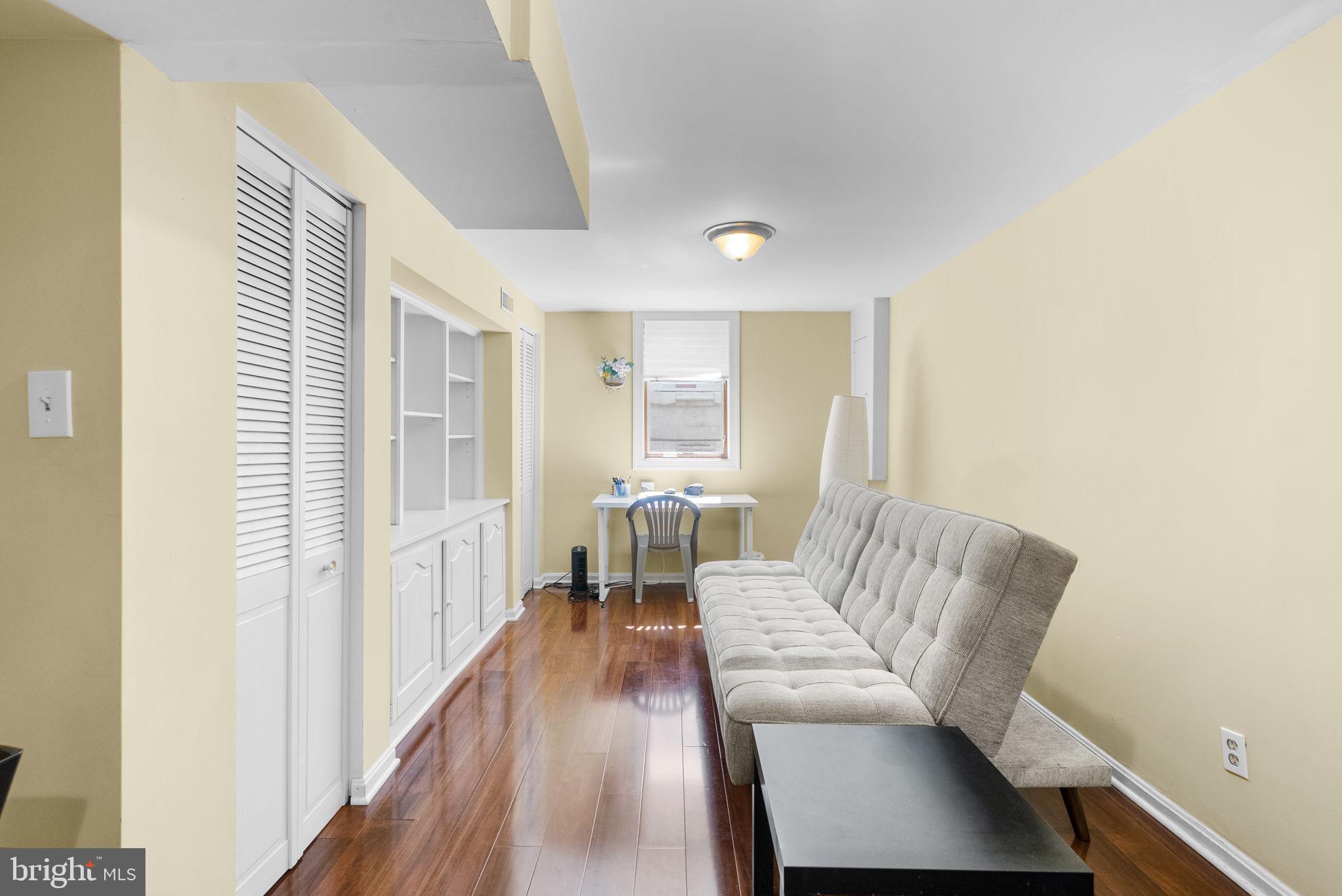SILVER ROCK - Residential