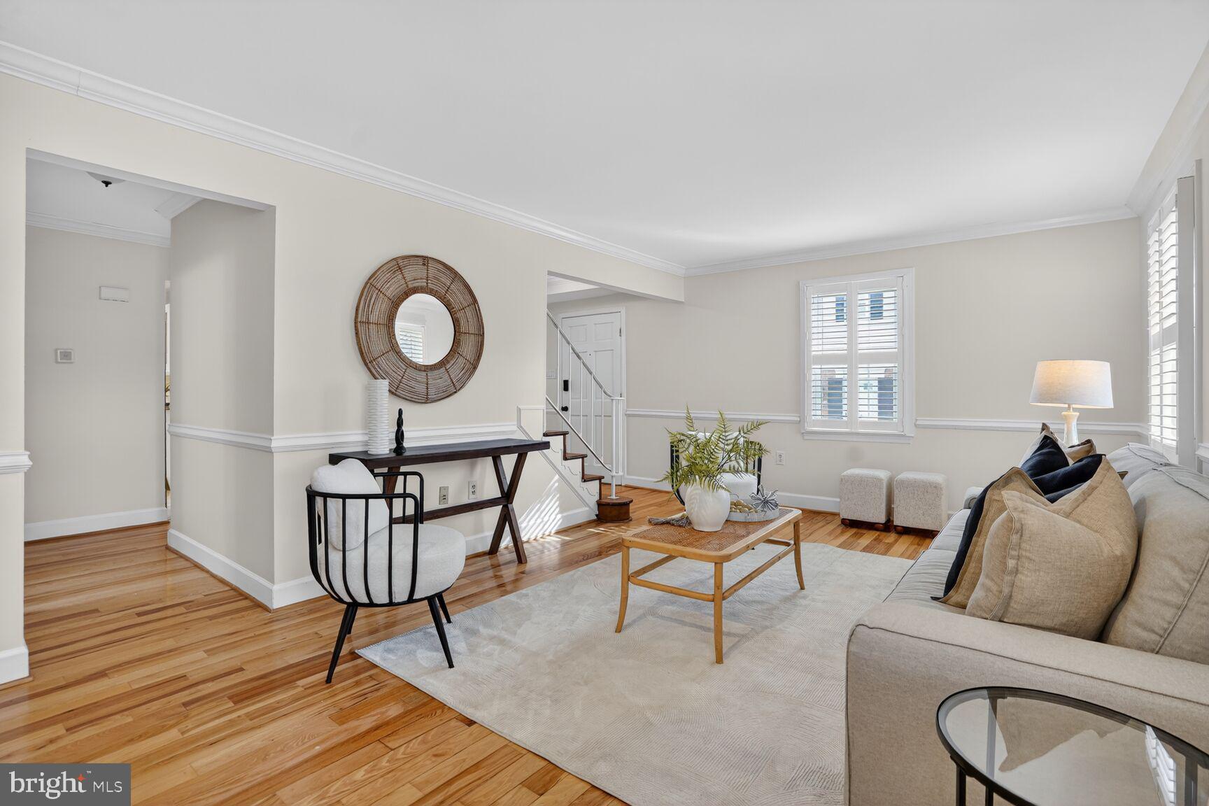 HERITAGE SQUARE - Residential Lease