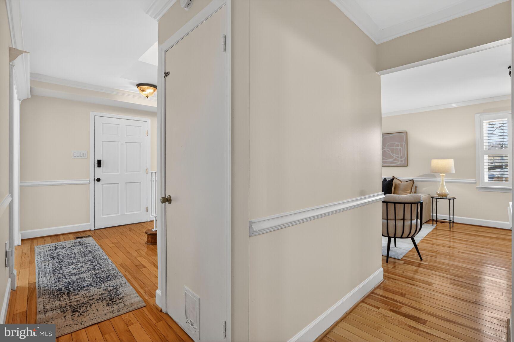 HERITAGE SQUARE - Residential Lease
