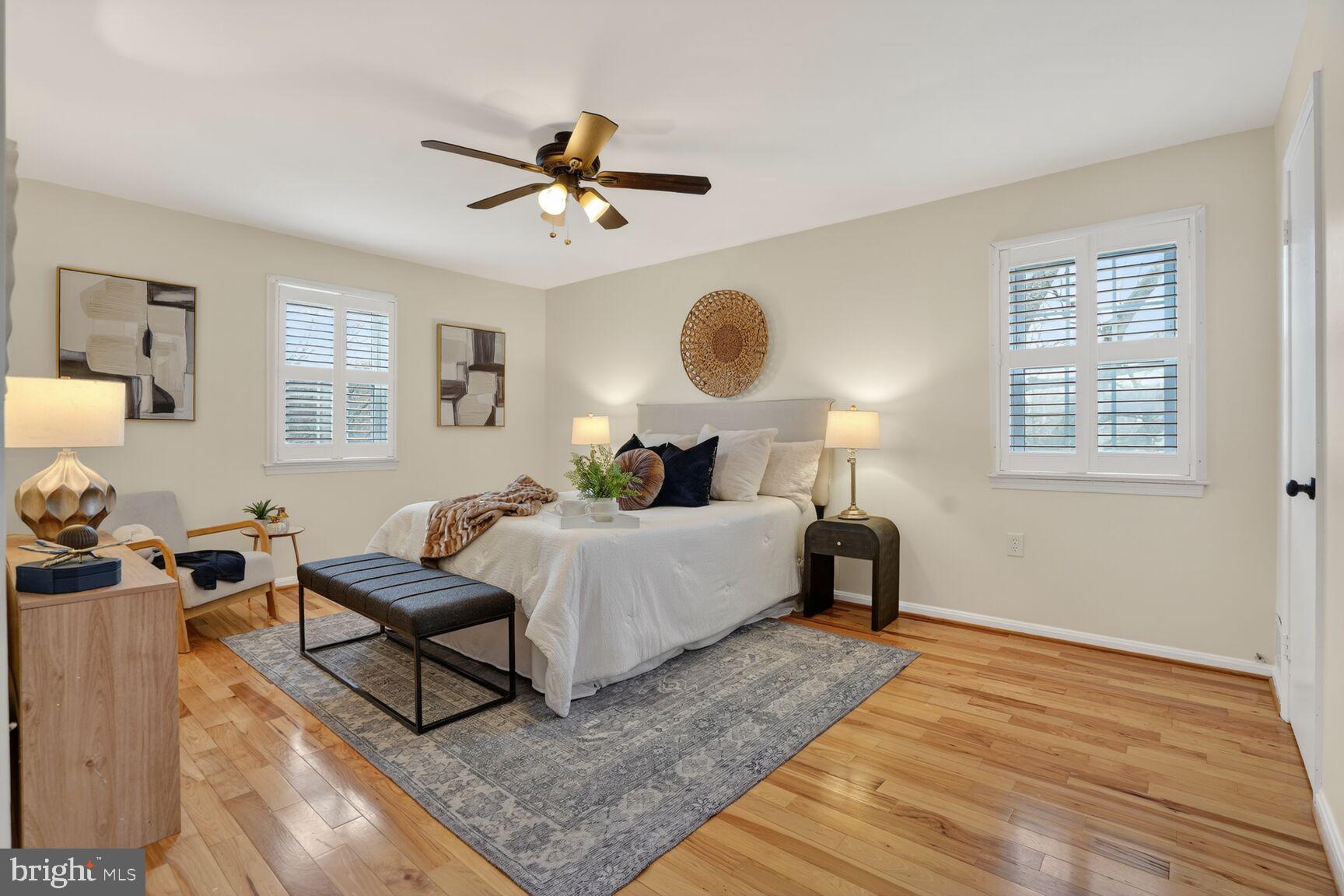 HERITAGE SQUARE - Residential Lease