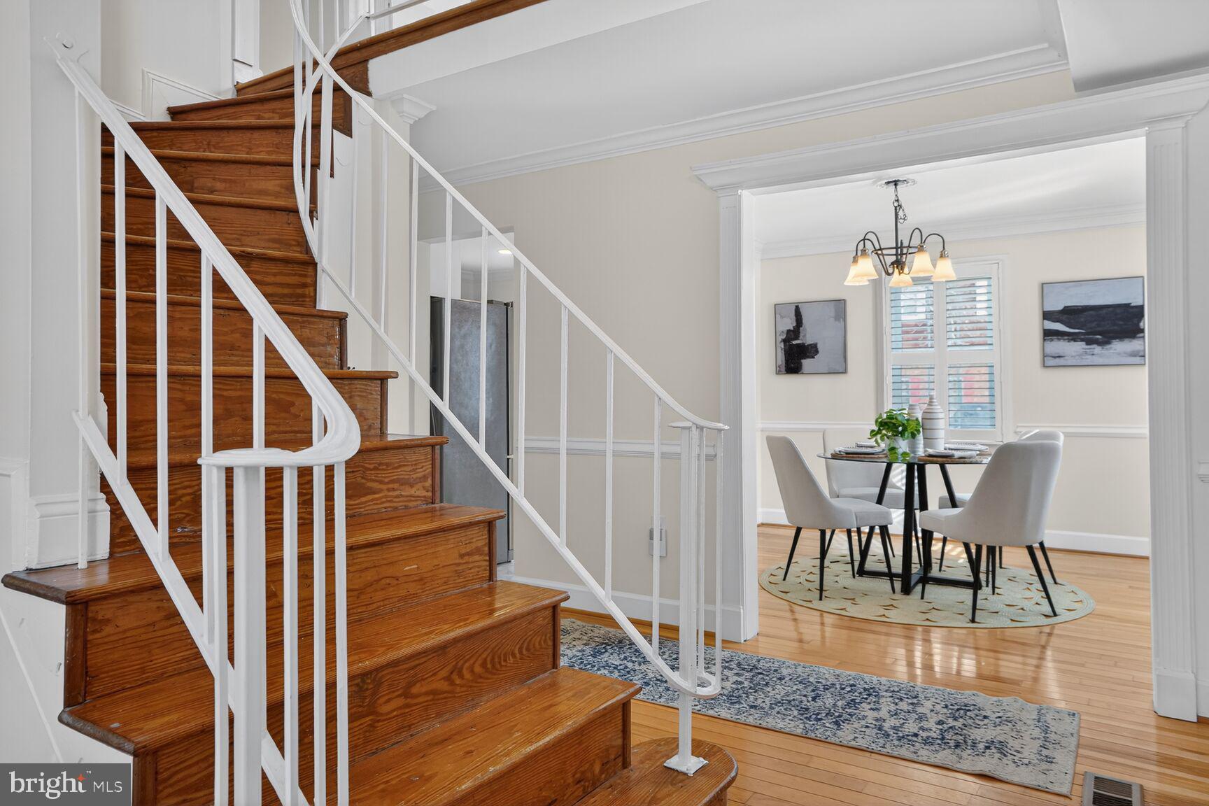HERITAGE SQUARE - Residential Lease