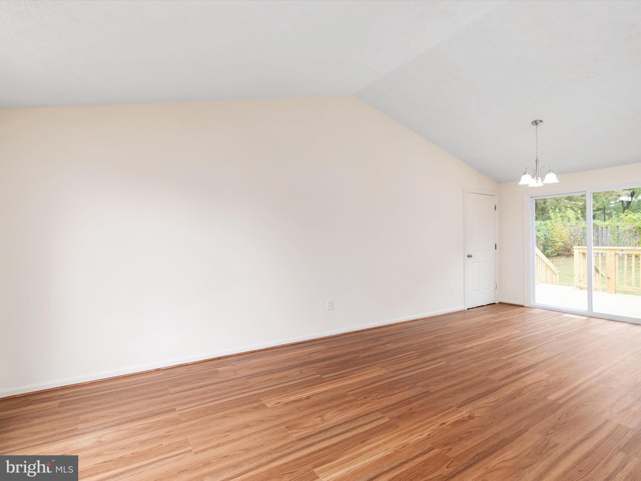 RAMBLEWOOD - Residential