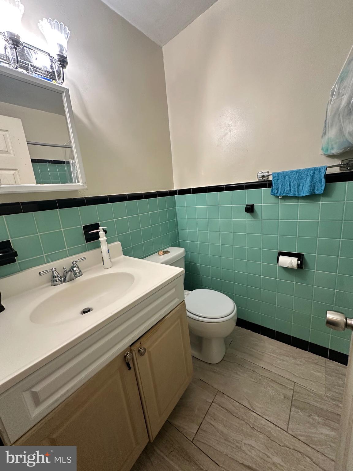 CASTOR GARDENS - Residential Income