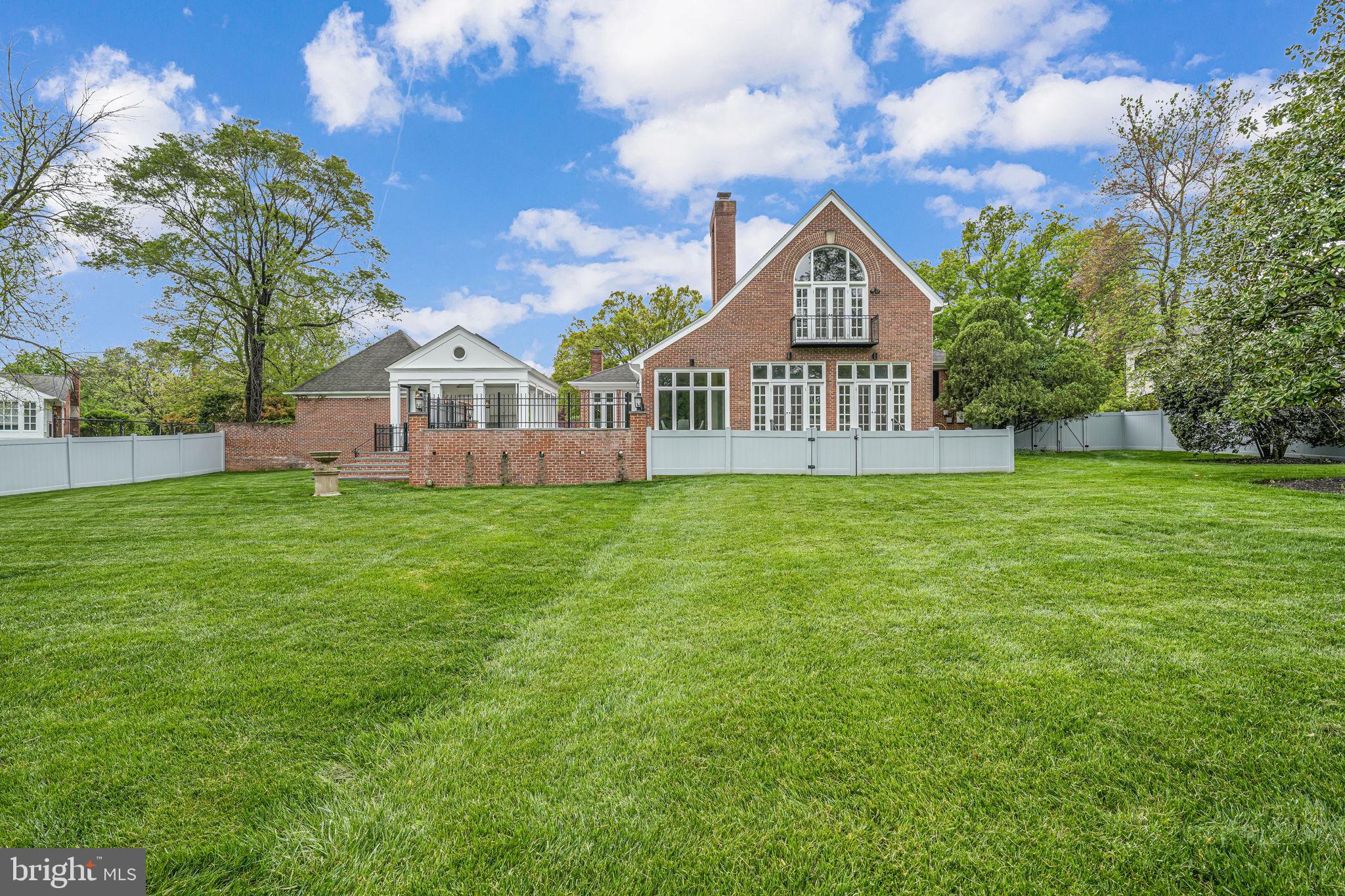 BALLANTRAE - Residential