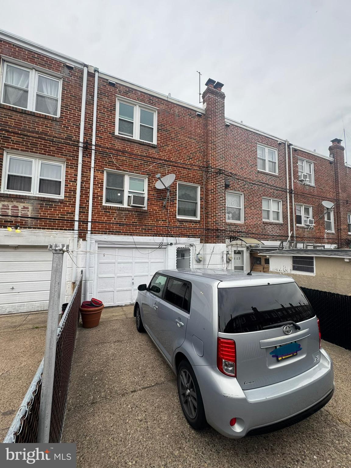 HOLMESBURG - Residential