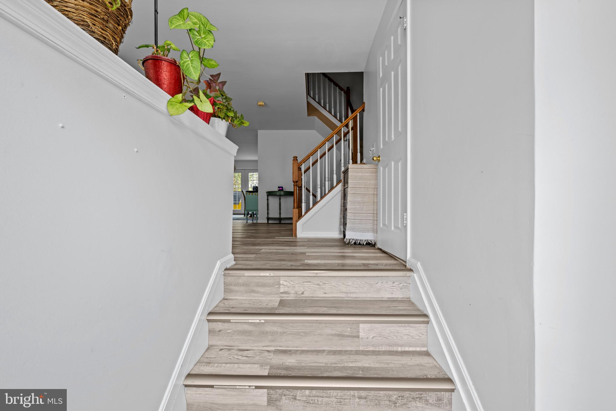 LYONS GATE - Residential