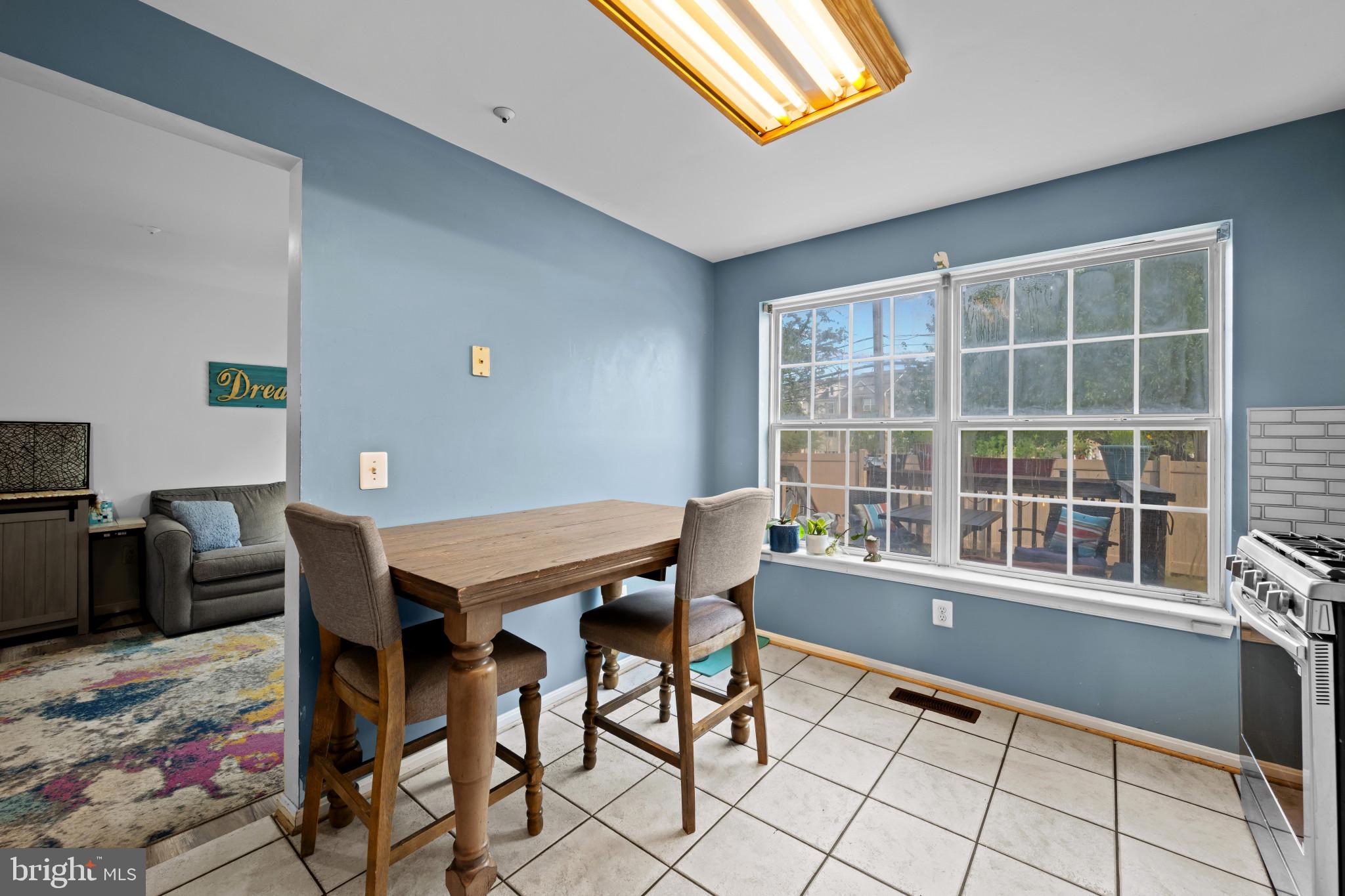 LYONS GATE - Residential