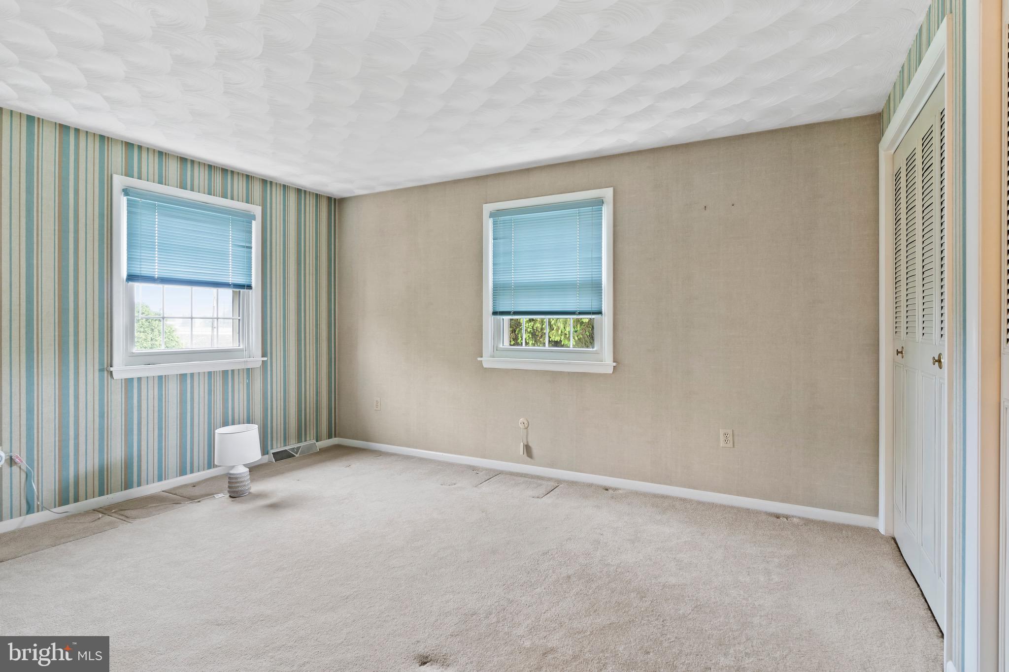 OAKWOOD PARK - Residential