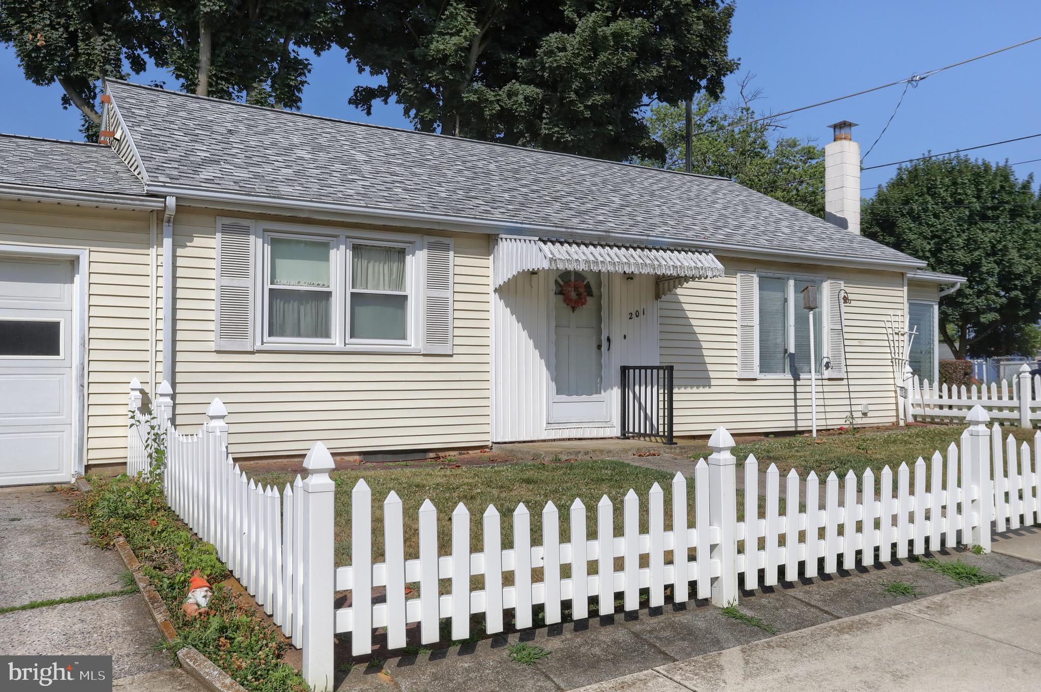 PALMYRA BOROUGH - Residential
